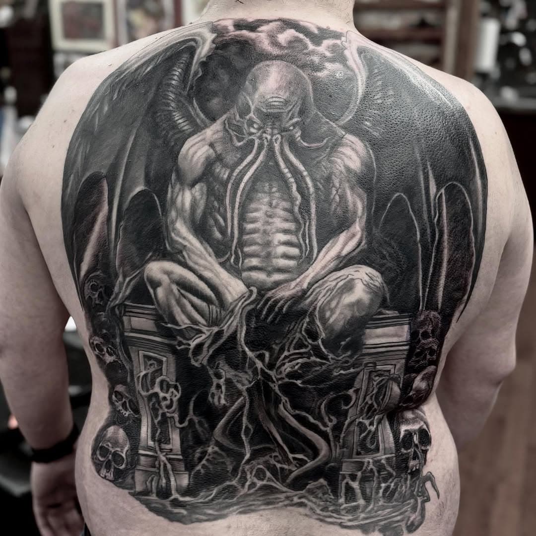 Finally finished this #cthulhu #backpiecetattoo thanks again Keith!!! Made by Joseph Beatty