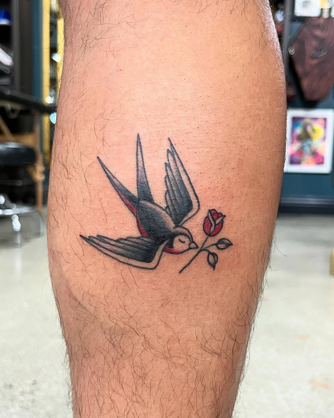 loved doing these matching swallows for valentine's day❤️🫶

#matchingtattoo #coupletattoo #valentinestattoo #birdtattoo #traditionaltattoo #swallows #lasvegastattooartist