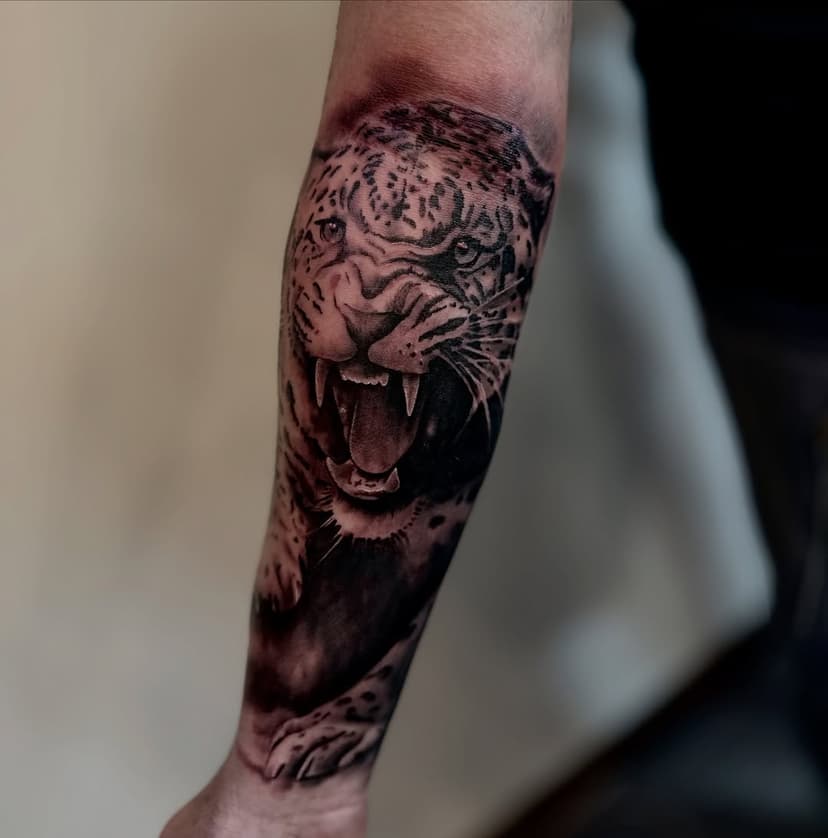 Tattoo done yesterday 👌
Bookings for March / April open!
@barber_dts @cheyenne_tattooequipment @pantheraink @inkeeze @killerinktattoo #realismtattoo #tattooart #tattooed #cityofbradford #leeds #leedstattoo #leedstattooartist #uktattoo #uktattooartist #polishtattooartist