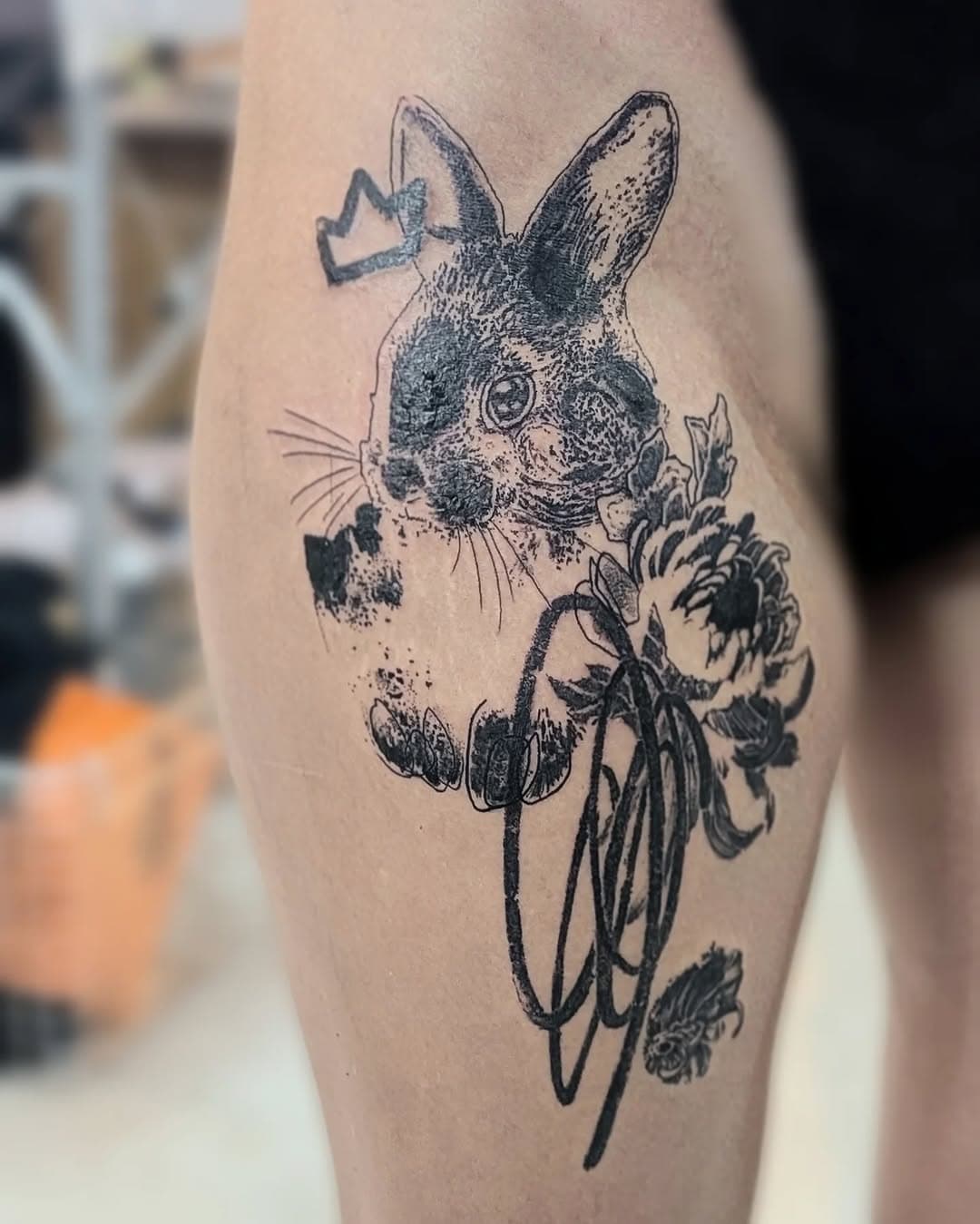 Love Bunny - done in TOKYO, Japan
Next stop →OSAKA!
booking open,
OSAKA : 20 Feb
BERLIN : end March - June
Please send me an inquiry via e-mail 🐻
doodlingblue.eri@gmail.com 

#tattoo #tokyo #タトゥー #イラスト #illustration #japan