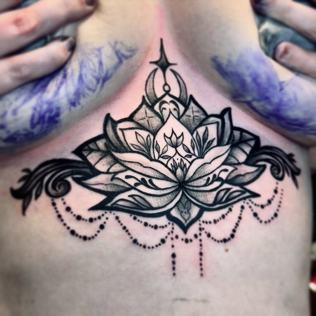 Sternum by @crassindas.ink 
.
.
.
.
.
.
.
.
.
.
.
.
#jacksonvillenctattooers #tattoo #nctattoo #tattooapprentice #apprentice #blackandgraytattoo #sternumtattoo #lotustattoo
