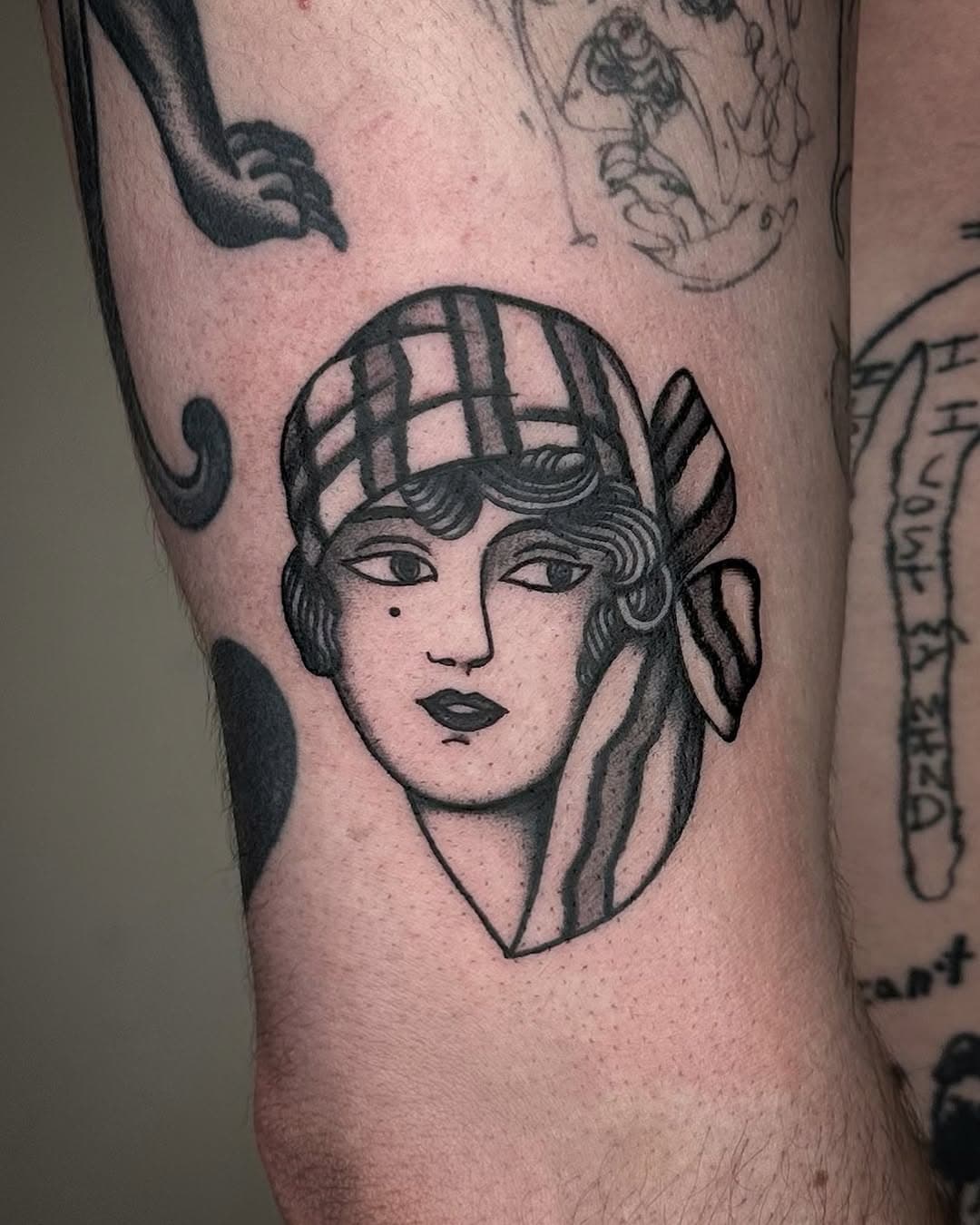 Some small flash made @bestwishes_la Thanks @dinosaurgizzard 
Los Angeles ~ I’m now booking July and August
Hawaii~ My books are always open