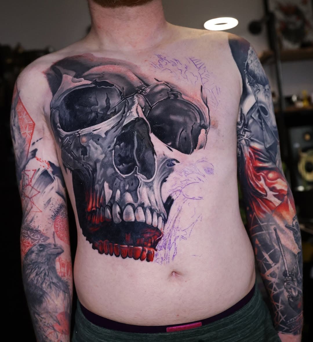 Little front piece progress shot! This is as far as we’ve managed to get last time “because of the marketplace violent guy story” 😅! Can’t wait to continue this piece, would love to do more full large scale front piece! 

@fusion_ink @bngtattoosupply 
@secondskintac @electrumsupply 

#skull #frontpiece #skulltattoo #interruptedbycrazymarketplacedude