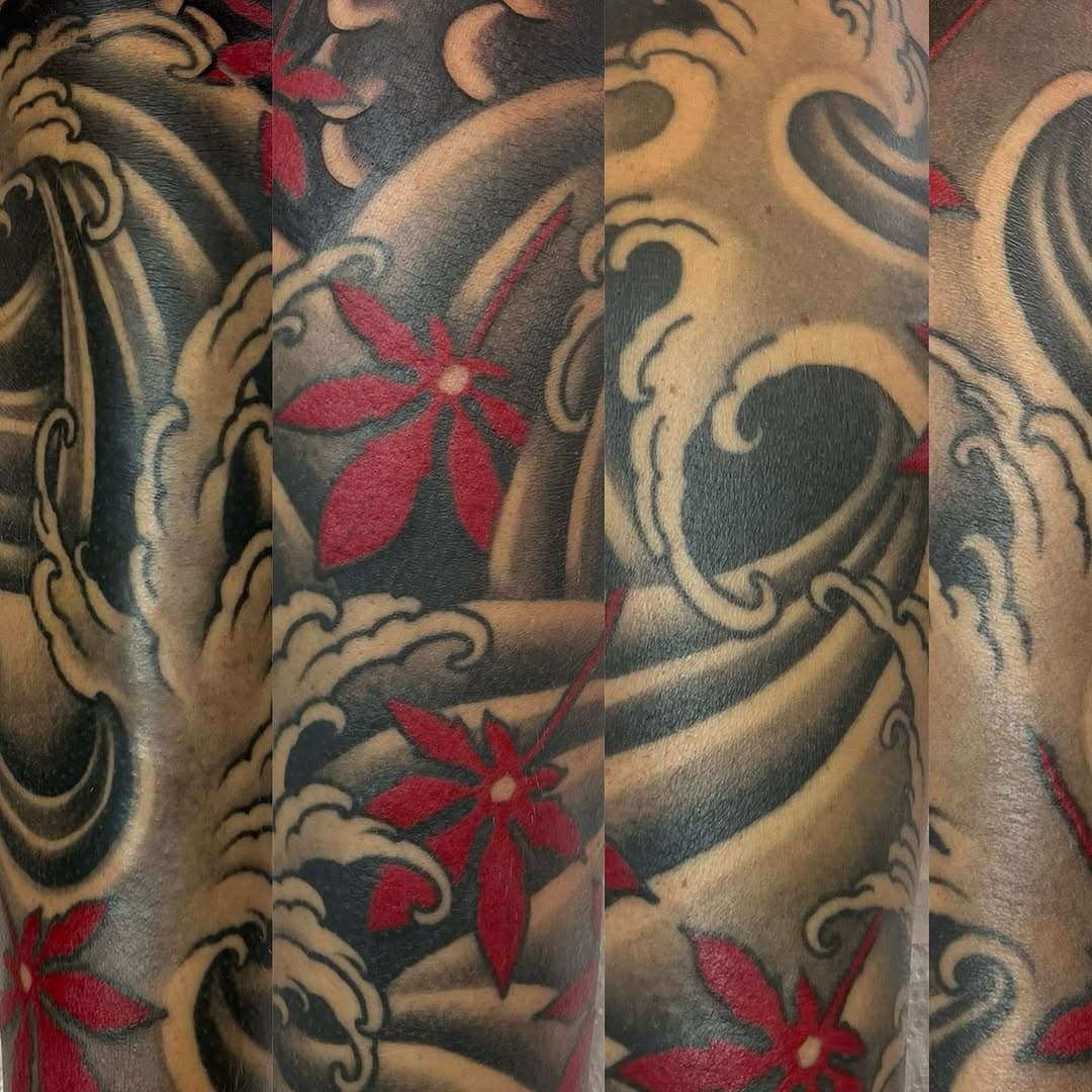 Japanese composition (half leg sleeve) Thanks for looking, Ben x #tattoo #tattooart #tattooartist #tattoocollective #uktta #art #artwork #artcollective #artist #japanese #irezumi #tebori #japaneseart #japanesetattoo #japanesetattooart #irezumicollective #sleevetattoo #legsleeve #legtattoo #japanesecomposition #sullenclothing #sullenfamily #artdriven #blackandgrey #blackandgreytattoo #irezumiartist #essextattoo