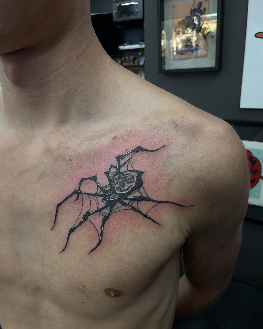 Black work Spider tattoo done by @sebastien_crooks, if your looking to set an appointment you could reach out to our page or dm him directly 🕷️🕸️