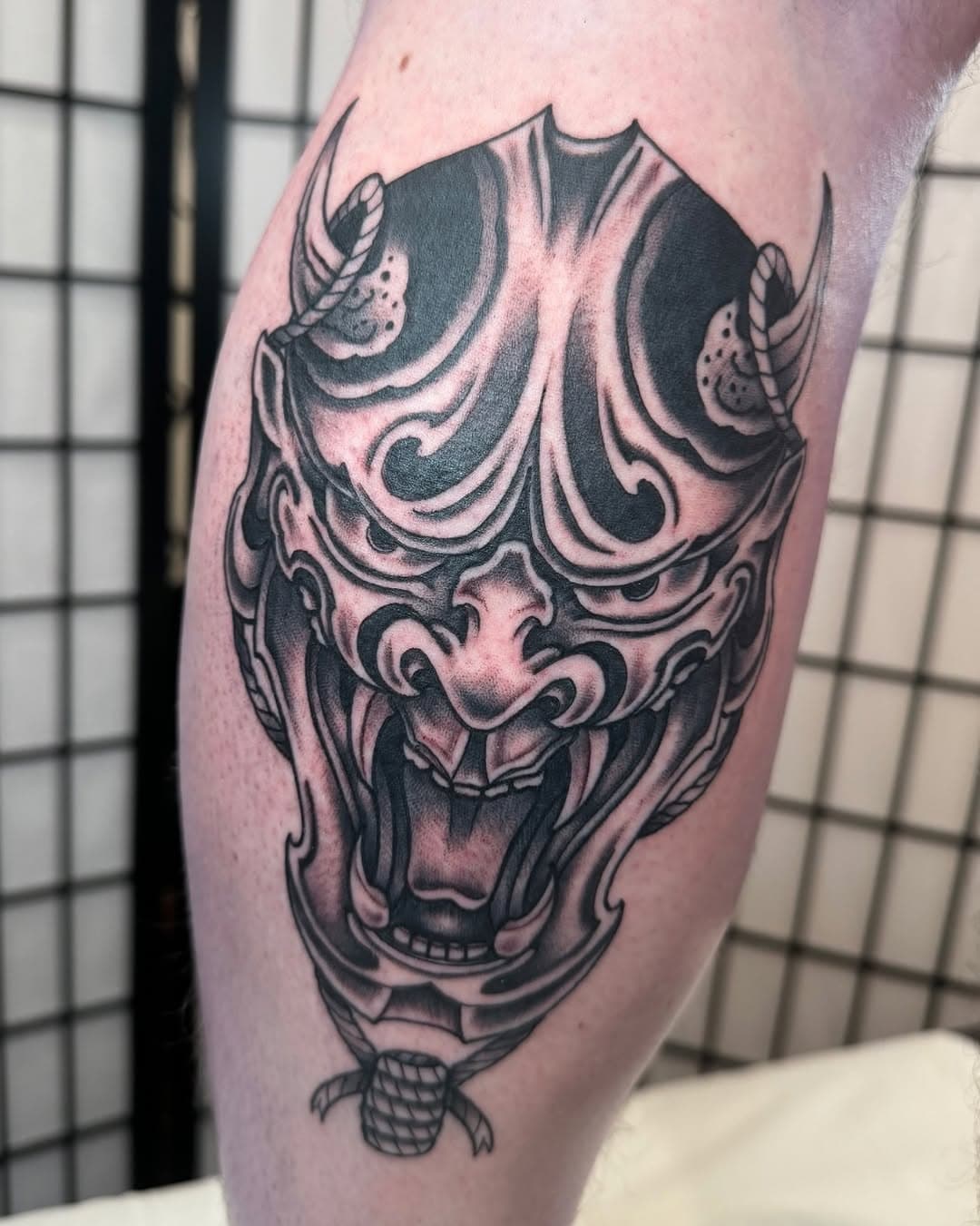 Hannya from today! Thanks a lot James mate! Thanks for looking, Ben x #tattoo #tattooart #tattooartist #tattoocollective #uktta #art #artwork #artcollective #artist #japanese #irezumi #tebori #japaneseart #japanesetattoo #japanesetattooart #irezumicollective #sleevetattoo #legsleeve #legtattoo #hannya #hannyamask #sullenclothing #artdriven #blackandgrey #blackandgreytattoo #irezumiartist #essextattoo #essextattooist