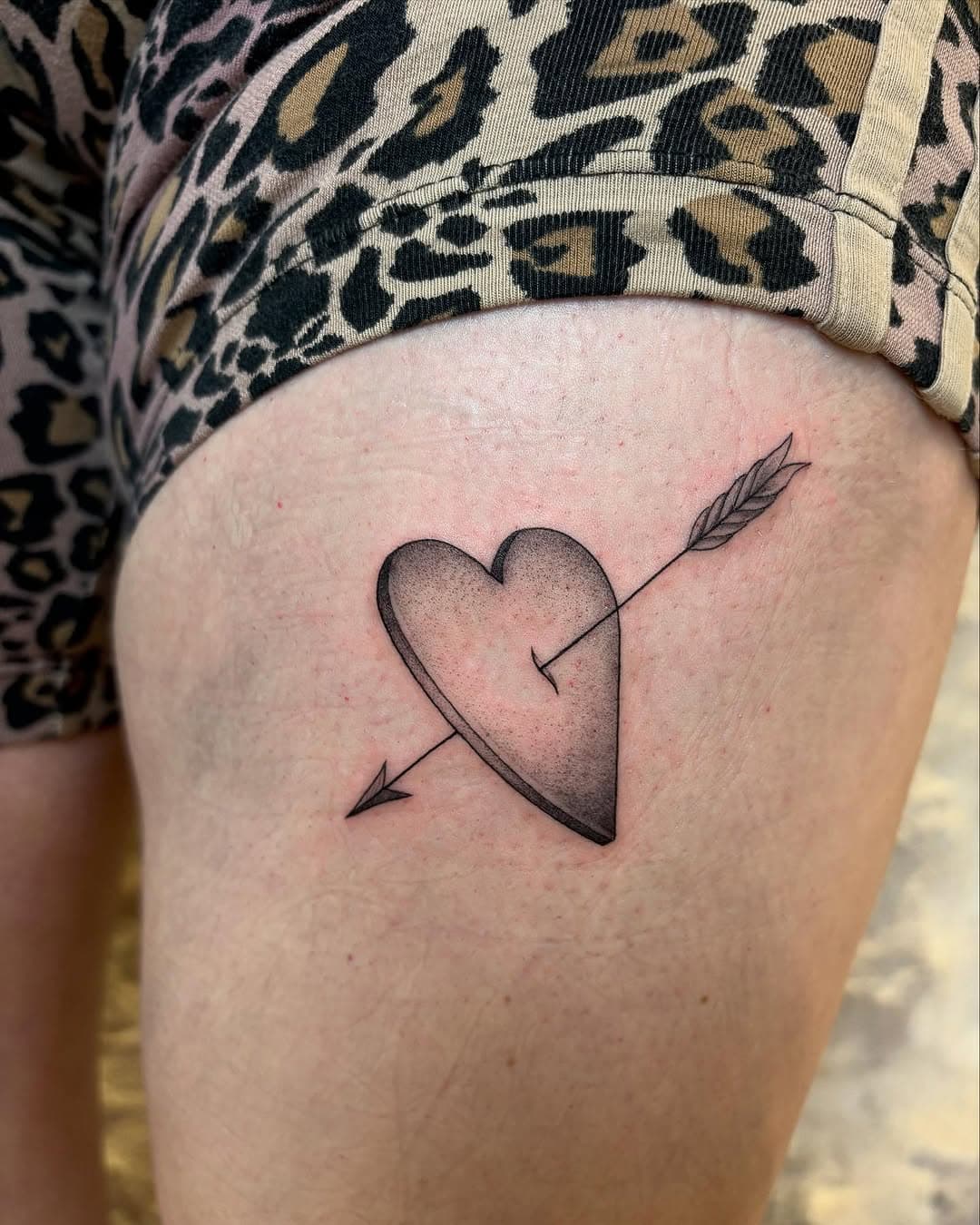 Herz und Pfeil 💘 #hearttattoo #freiburgtattoo #freiburgart