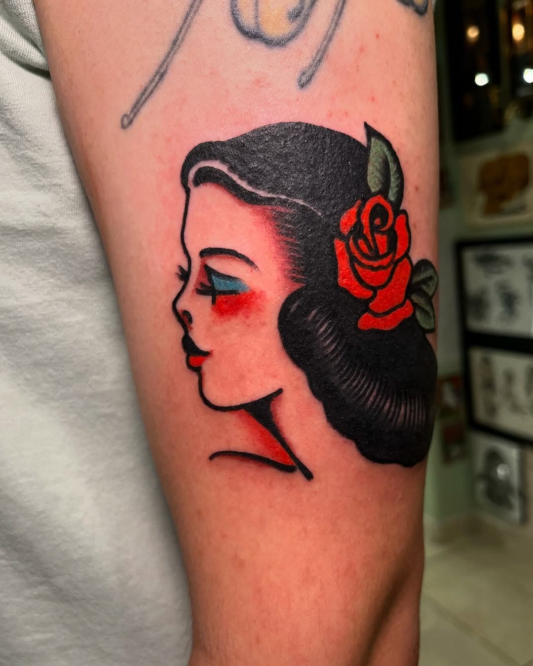 Lady head for the homie @jerbearpullz 
VALENTINES FLASH DEAL AVAILABLE TILL THE END OF FEBRUARY! 
** (956)787-7351 ***
**** TUES. - SAT. **** 
**** 12:00 - 7:00 ****
•
•
•
@buenasuertetattoollc