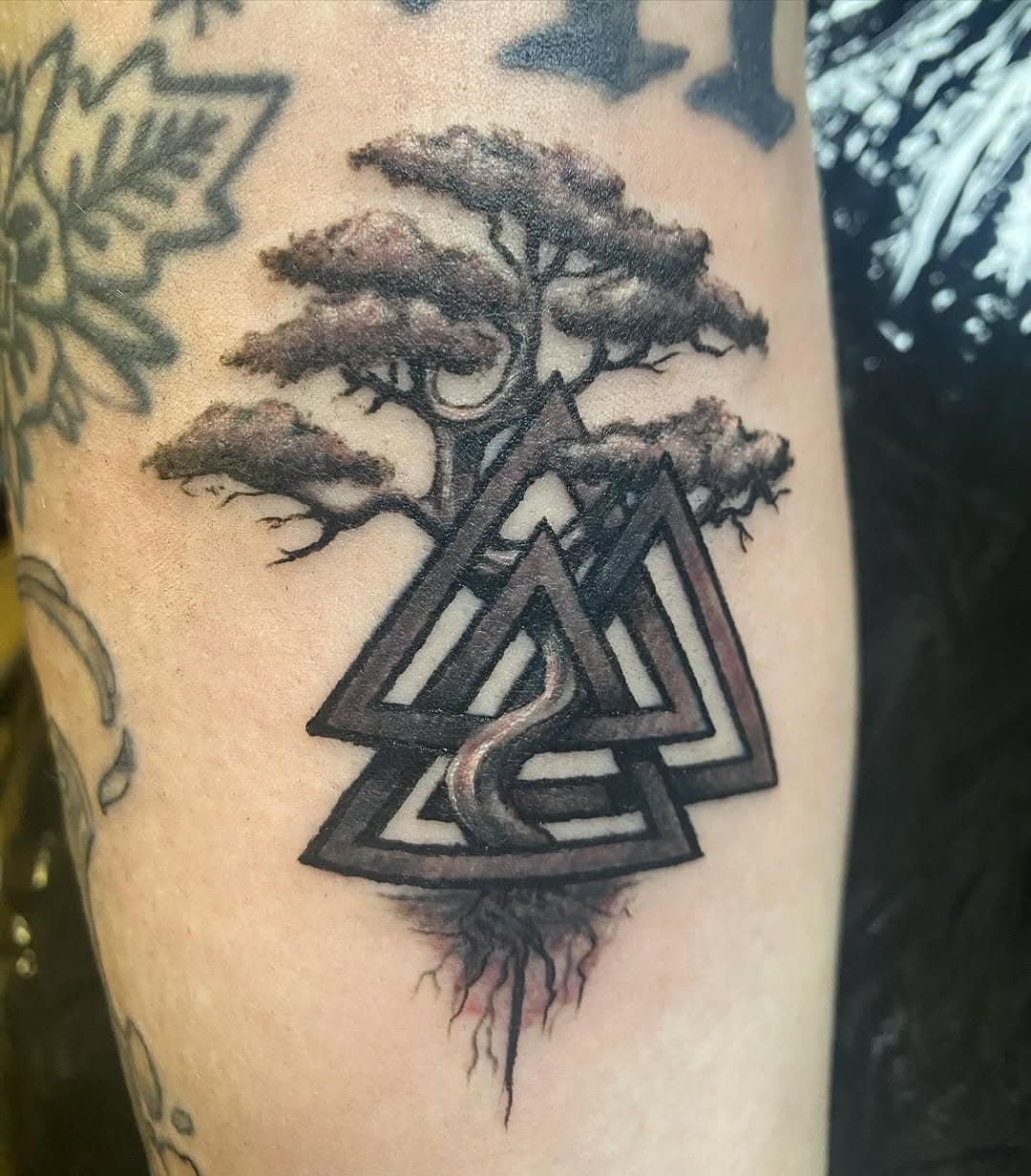 Bonsai tree & valknut for Kieran 🌳
