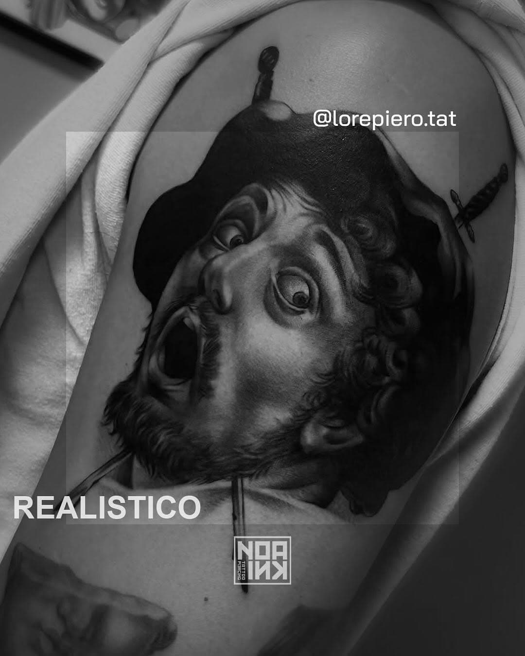 🌟Tatuaggi realistici , un fascino senza tempo 🌟

Questi tatuaggi conquistano per la loro delicatezza e raffinatezza ✨

 @lorepiero.tat 

Attraverso giochi di sfumature si creano contrasti profondi che donano vita ad immagini realistiche che sembrano sfidale la realtà 🔥

Puoi realizzare i tuoi tatuaggi nelle nostre sedi di Firenze, Montecatini , Pietrasanta ,Lucca

Per info e preventivi contattaci in DM o compila il form in bio 
 
_______________________________

INFO :  APPUNTAMENTI :
- email noaink.tattoo@gmail.com
- whatsapp +39 327 30 81 797 
- direct message

http://www.noaink.it/
______________________________

 #noaink #noainktattoo #noainkpiercing #noaink #Montecatini #noainkpietrasanta #tattoo #artist #skin #ink #love #bestartists #tattooshop #tat #art #tattooartists #blackandgreytattoo #realistictattoo #realismtattoo # realistictattooflorence