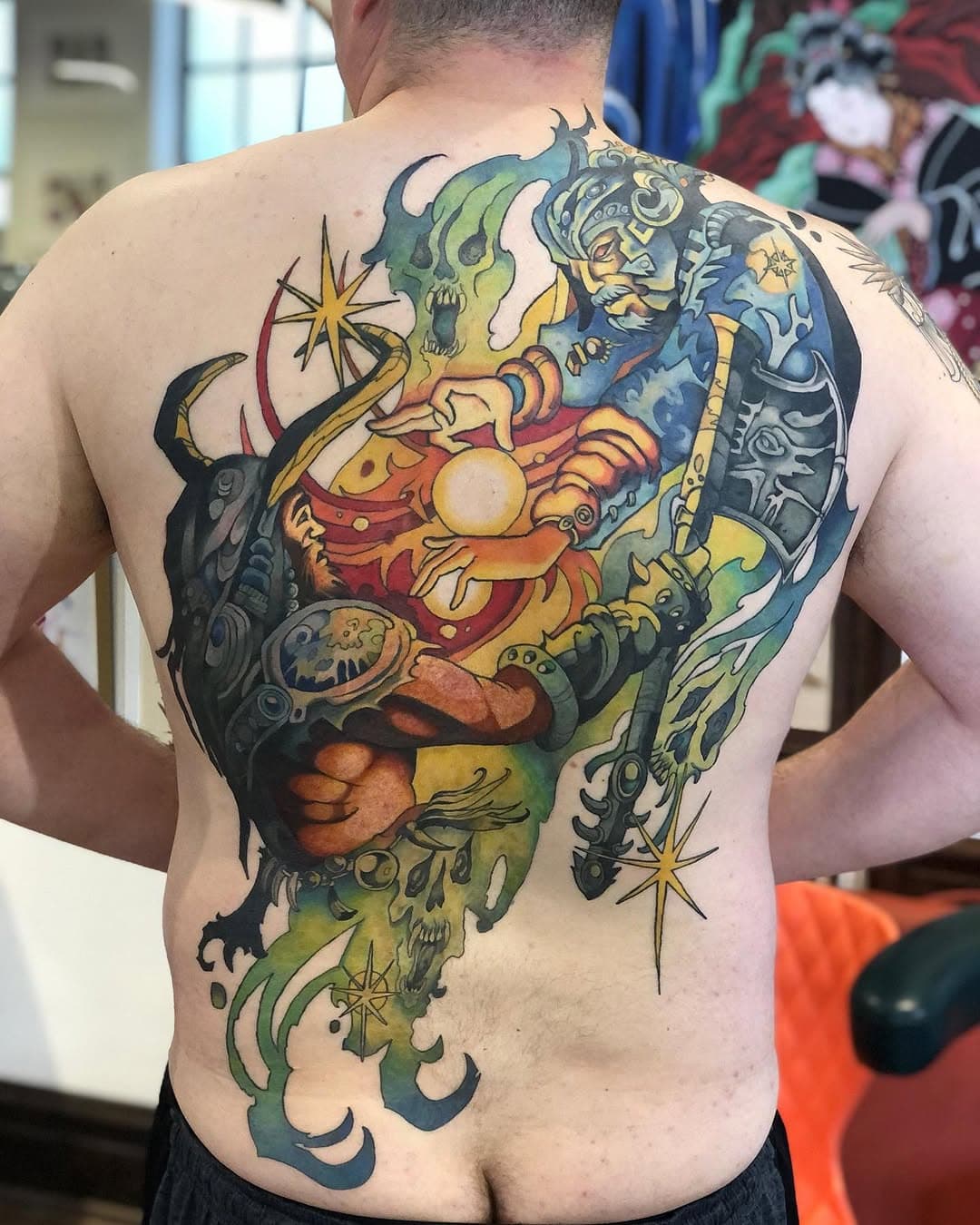 I can’t believe we finally finished John’s Arcane Denial piece! This took us 8 appointments of 4-6 hour sessions and John beasted through them all 🙏🏼 Thank you so much, John, and thank you to @rkaneferguson for giving us your blessing in transforming your original Magic artwork into this tattoo! Swipe to the last pic to see the tattoo being blessed by the MTG legend himself 🖤
.
.
.
.
.
.
.
.
#mtgart #mtgtattoo #mtgartist #fantasytattoo #fantasyillustration #fantasyart