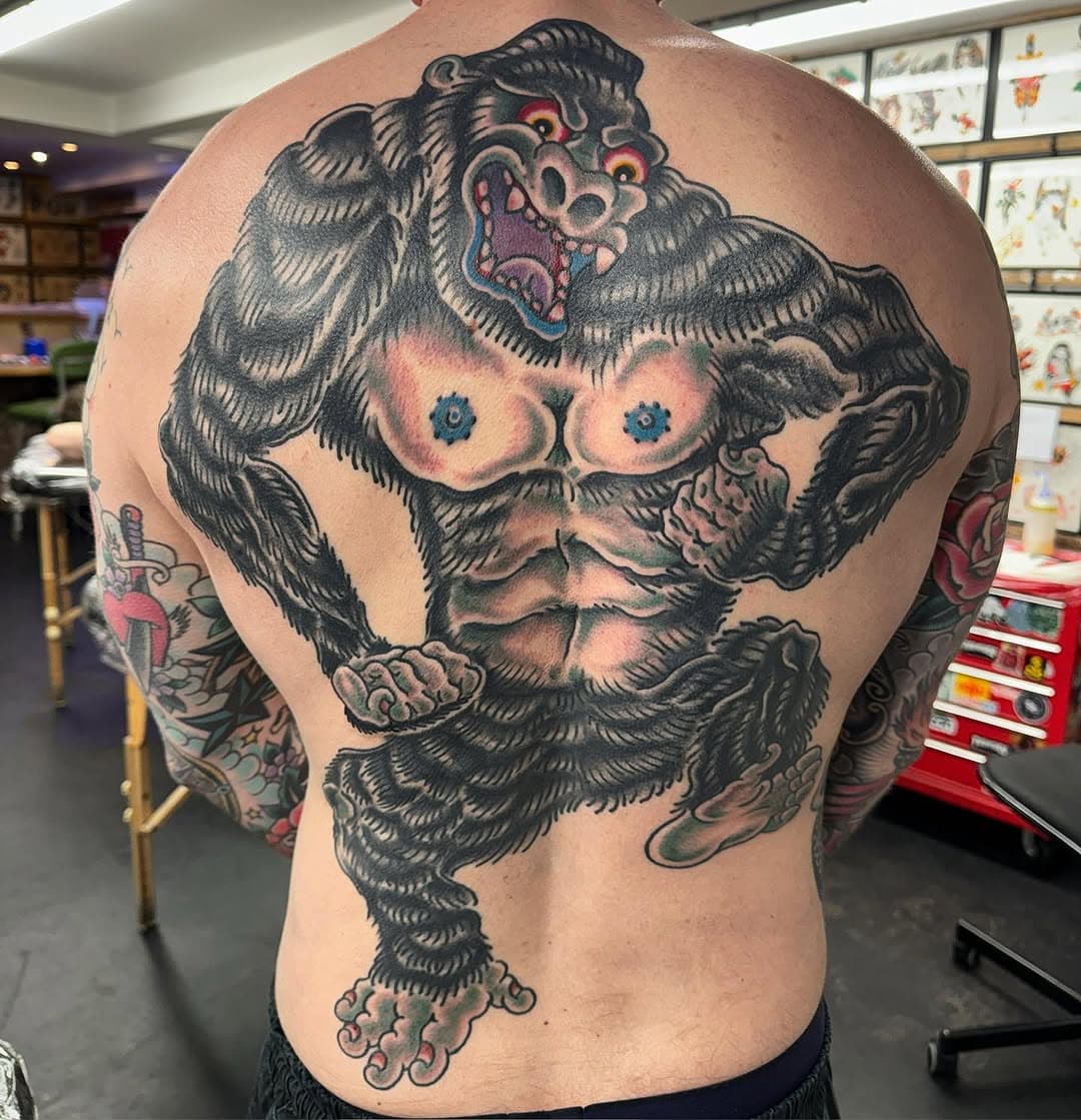 Sam - @sam_layzell 
Sam works Tue/Fri/Sat in DC and Thursday in Wheaton. To book with Sam, please send him a DM or email samlayzelltattoo@gmail.com.