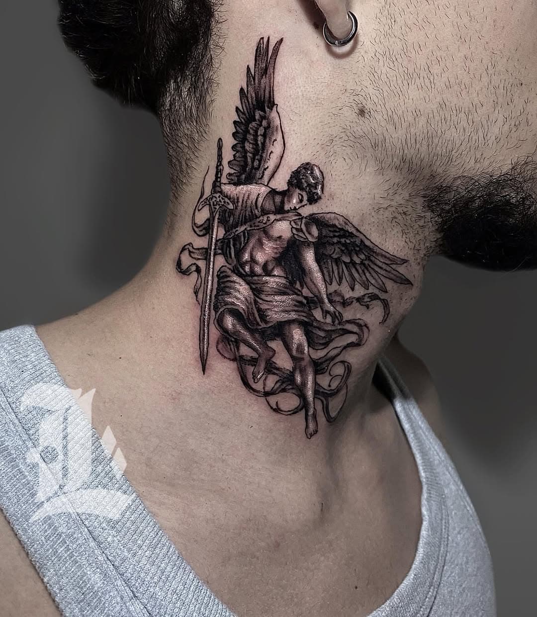 Olha a primeira tatuagem do Vitor 🔥

Gostou? 😍 vem fazer a sua tatuagem com a gente 🔥❤️

Centro - Hortolândia SP
agende seu horário!
Aceitamos cartões até 10x sem juros 💳👍

#eloyfelipetattoo  #tattoos #tattoodo #pretoecinza #realismo  #tattoosp #lifestyle  #saopaulo #hortolandia  #tattoodesign #cores #tatuagemmasculina #tatuagemfeminina  #011 #tattoo #tatuagem