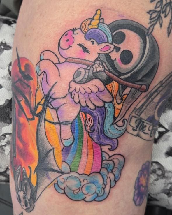 Our favorite client, Karrissa, came in for her weekly appointment and picked this badass unicorn! We love her! Tattoo by Fish.  #tattooartist #tattoosbyfish #mayamodification #tattoo #tattoos #siouxcity #unicorntattoo