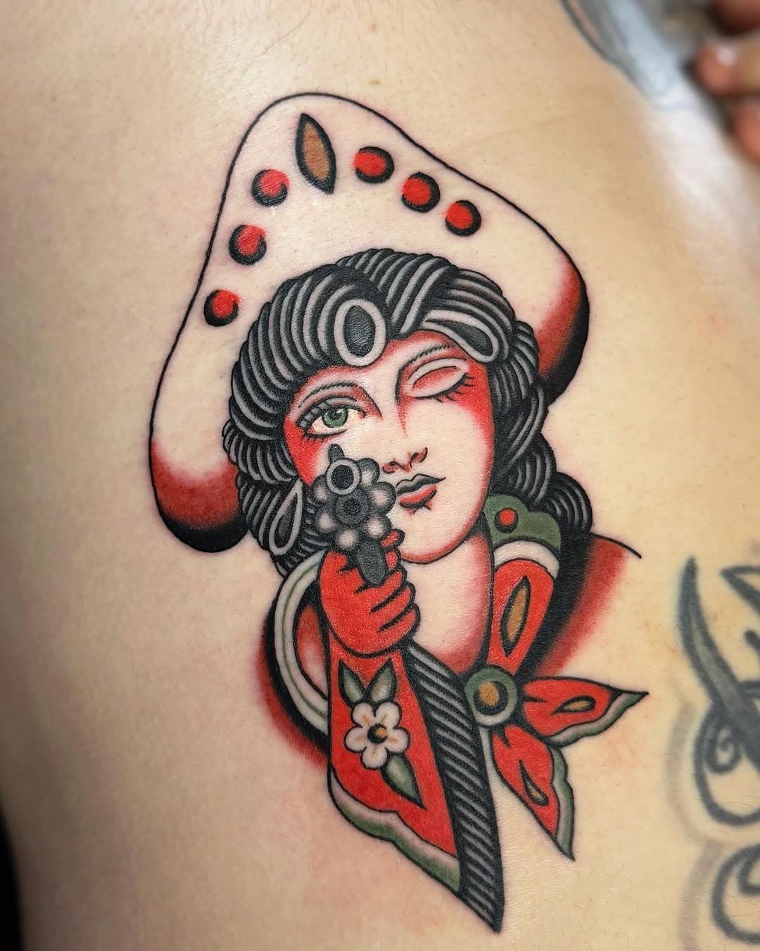 Put this lady from my flash into Tom’s ribs today. Thanks for getting through it my friend @tjharold 😎 #tattoo #tattoos #traditionaltattoo #traditionalartist #traditionaltattoos
