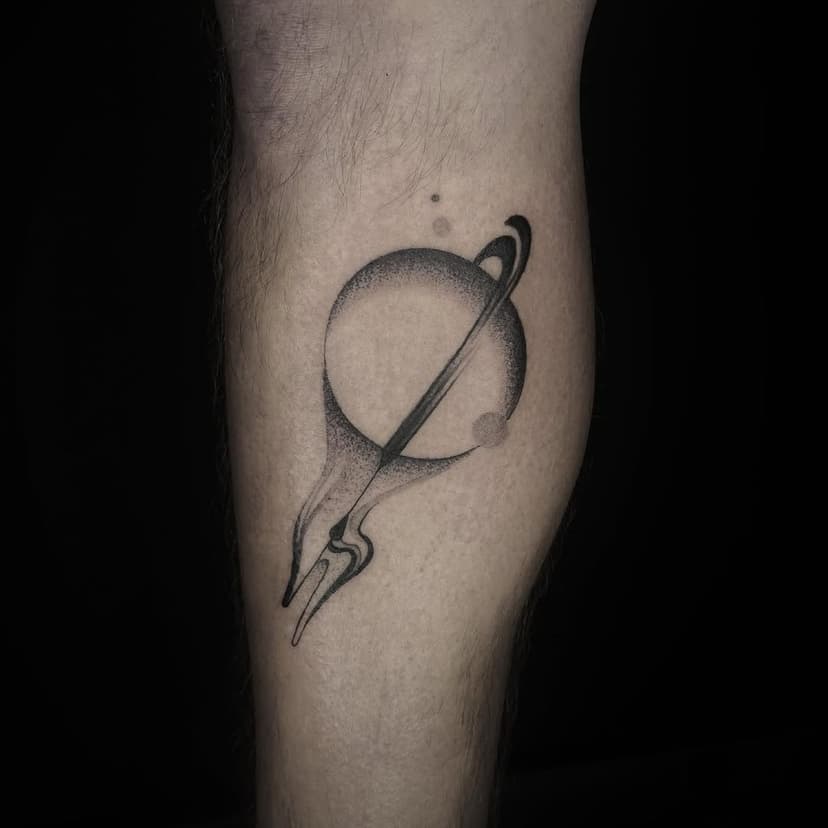 lil saturn 🪐🪐🪐 always good to practice the fundamentals 🙏
-
-
#sdtattoo #sandiegotattoo #sdtattooartist #sandiegotattooartist #sandiegotattooshop #sdtattooshop #blackandgreytattoo #blackwork #blacktattoo #blackworktattoo #customtattoo #darktattoo #darkart