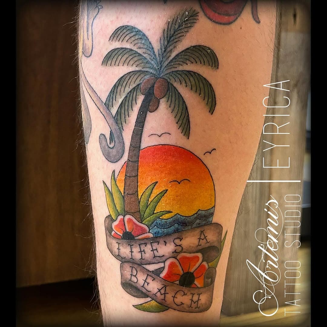 🌴Just day dreaming about the beach wishing this DAMN SNOW WOULD STOP 😭
Tattoo done by @eyricanicole 

#beach #lifesabeach #beachtattoo