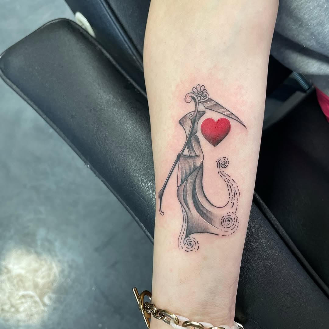 Love Is in the Air @diegoamtattoo 

#feburary14th #love #loveyoutodeath #dinnerfortwo #tattoo #tatted #femaleswithtattoos #tattooartist #chicagotattooshops #art #redheart #inked #villaparktattooartist #wizardofink