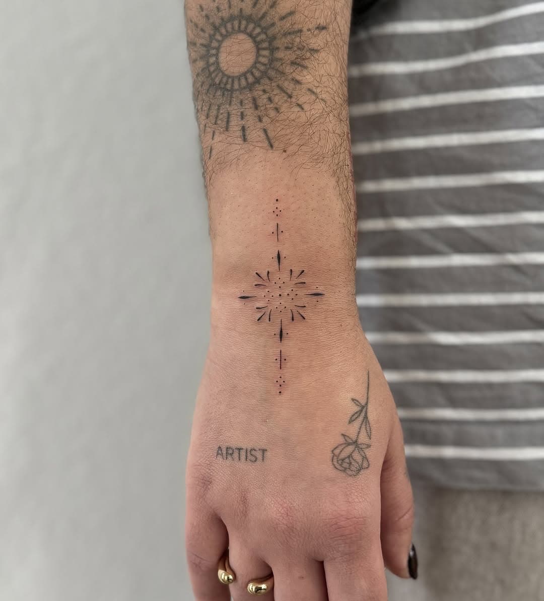 tattoo things 🌙 #tattooing #tattooer #finelinetattoo