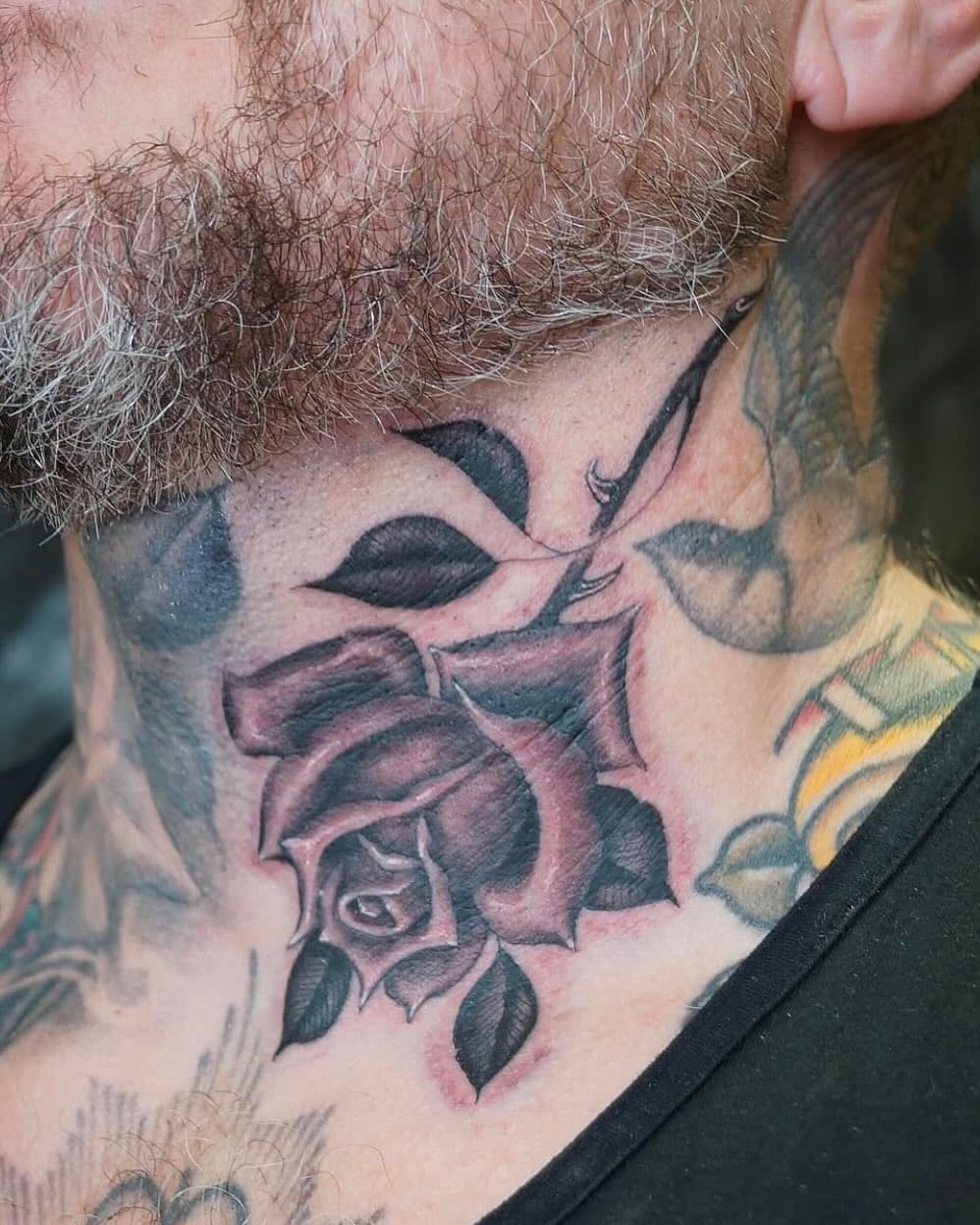 3 #fineline roses by @jackthomasnewton  the first one here is on @stewartfrancis75  who taught Jack to tattoo! Yay! #brightonbeach #brightontattooartists  #oldschooltattoo