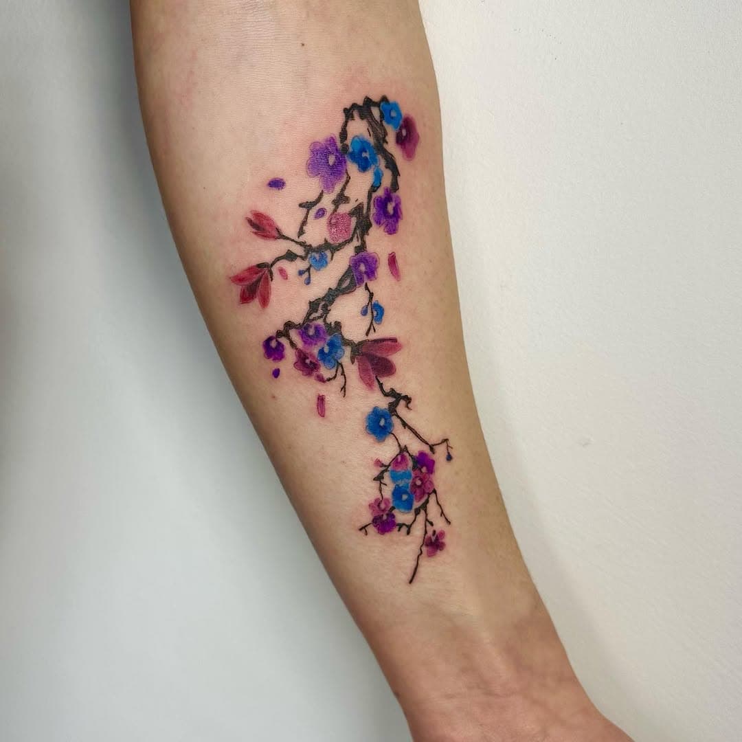 ✨ Delicate Beauty in Every Stroke ✨

Just finished this stunning piece for my amazing client—a blend of Chinese brush stroke artistry with the elegance of plum blossoms and magnolia. 🌸 .

Thank you for trusting me with your vision! 🙏

#TattooArt #ChineseBrushStroke #PlumBlossom #MagnoliaTattoo #TattooArtist #FloralTattoo #TattooDesign #InkMaster #NatureInspiredTattoo #TattooOfTheDay #FineLineTattoo #DelicateInk