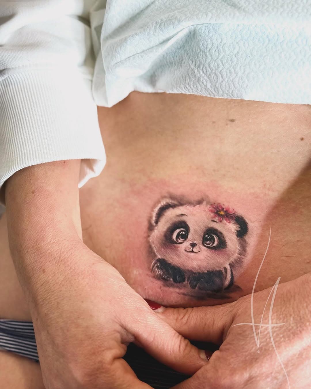 #cutepanda#sexytattoo#girltattoo#tinytattoo#cartoontattoo#ideetattoo#
.
.
.
@fluidtattoomachine 
@appletattoolab 
@pantheraink 
@sknworksuk