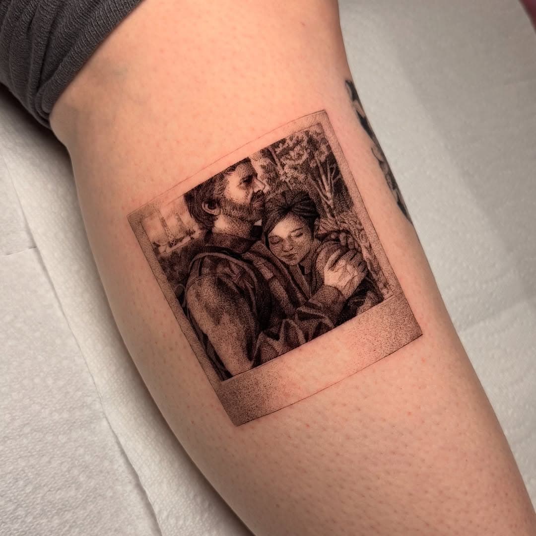 Ellie and Joel ദ്ദി •⩊• )
I really really loved doing this tattoo! I’ve had sooo much fun doing more realistic stuff and more video game tattoos! This was my first time doing something like this and I can’t wait to do more 🤍
Link to book is on my page if you’d like to do something similar! 🤍
.
.
.
.
.
.
.
#tlou #thelastofus #thelastofus2 #tlouedit #videogametattoo #gamer #joelandellie #finelinetattoo #realismtattoo #dallastattooartist