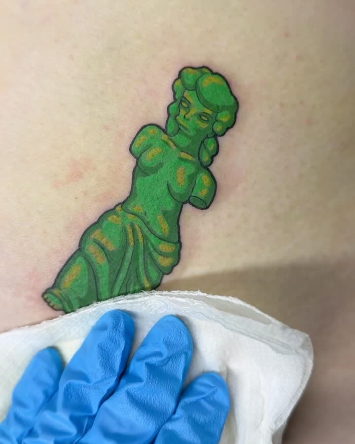 Gummy Venus for Cass! Thanks bud!

If you’d like to get tattooed by me send me a message or fill out the form on in my info. If you’d have any questions about my process, pricing, or anything tattoo related, send me a message on here. Thanks for looking!!!

#thesimpson #tattoo #simpsonstattoo #portmoodytattooartist #vancouvertattooartist #pnw #vancouver #portmoody