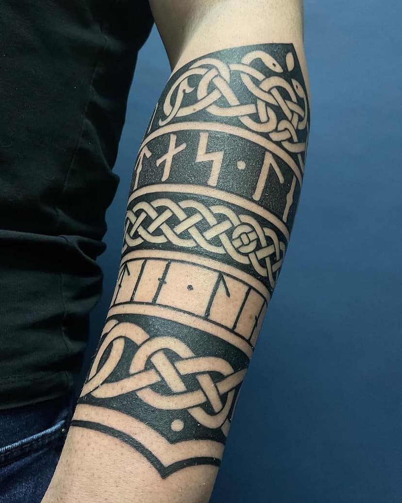Celtic bracelets and runic inscriptions. Freehanded appart from the middle section of Knotwork. Done over a day and a half at @walhalla.ink München . First tattoo for Oliver #celtic #celtictattoo #nordic #nordictattoo #viking #vikingtattoo #norse #norsetattoo #knotwork #celticknotwork #knotworktattoo