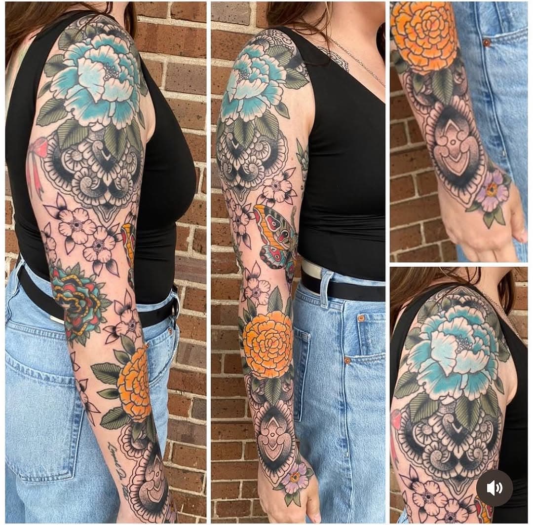 Ornamental/floral sleeve in progress by

• @gmasseytattoo • / • @gmasseytraditional •

If you would like to get tattooed by Gabriel, please DM him directly or message us here.  Thanks for looking!