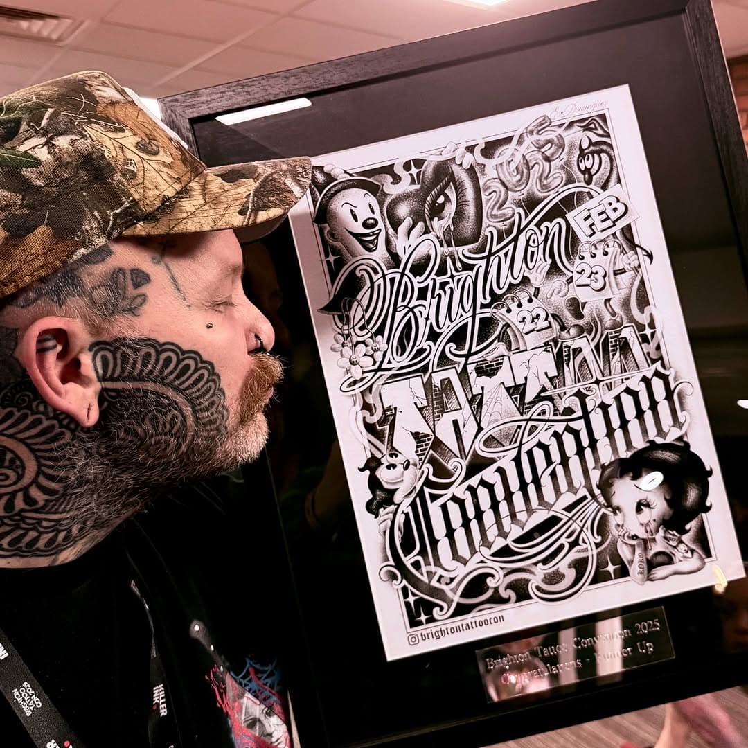 Yeeeesssssssss . . . . At a Convention ive held in such high regard for many years!! Worked my ass off on Hayley today and came away with an award 2nd year in a row!  We Came 2nd in Ornamental this time round 🖤🖤 This brings the shiny stuff total to 50!!! Ecstatic - Big Love 🖤 #brighton #brightontattooconvention #tattooconvention #gosport #indelibleink