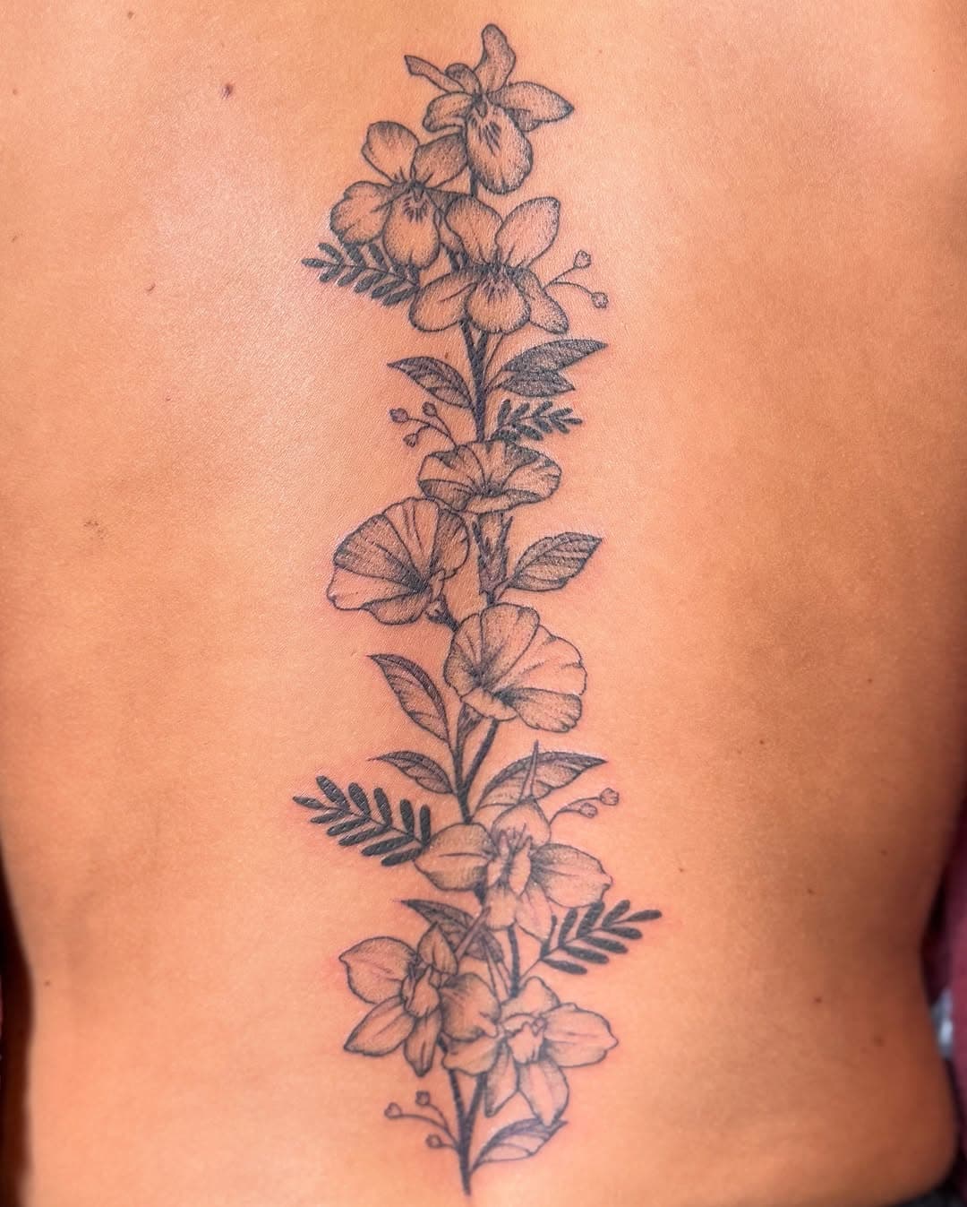 Violets, morning glories, and larkspur for Brooke!  Thank you for trusting me with this piece!  Done at @drawingboardtattoo I’m here Tuesday-Saturdays and have lots of availability in the next few weeks.  Come get tattooed!  This piece took about 2.5 hours and I used a 3rl