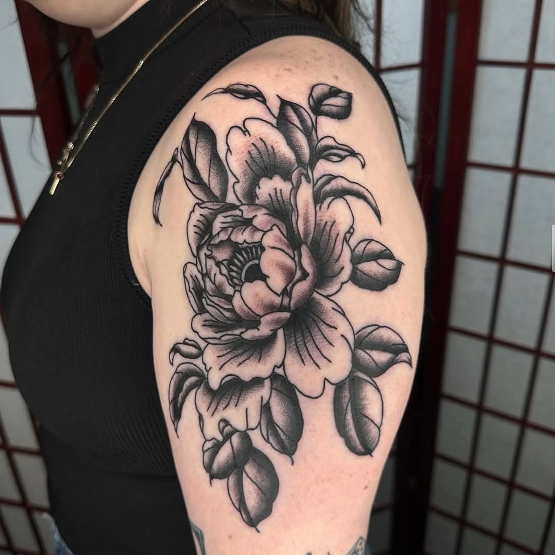 🌺, ❤️, 🌹, 🐍, ☠️, and some more 🌹🌹🌹- we can do it all! 

For appointments:
💻visit www.charmedlifetattoo.com,
📧 email book@charmedlifetattoo.com,
📞 call 859-266-4187, 
or stop by 📍754 N Limestone, Lexington, KY. 

#charmedlifetattoo #sharethelex #lexington #kentucky #kentuckytattoo #lexingtontattoo