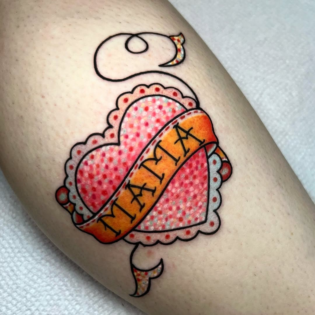 A little throwback to one of my favorite mom tattoos that I had the pleasure of creating and tattooing! 💖

#momtattoo #momheart #traditionaltattoo #glittertattoos #boldwillhold #orlandofl #orlandotattoos #orlandotattooartist