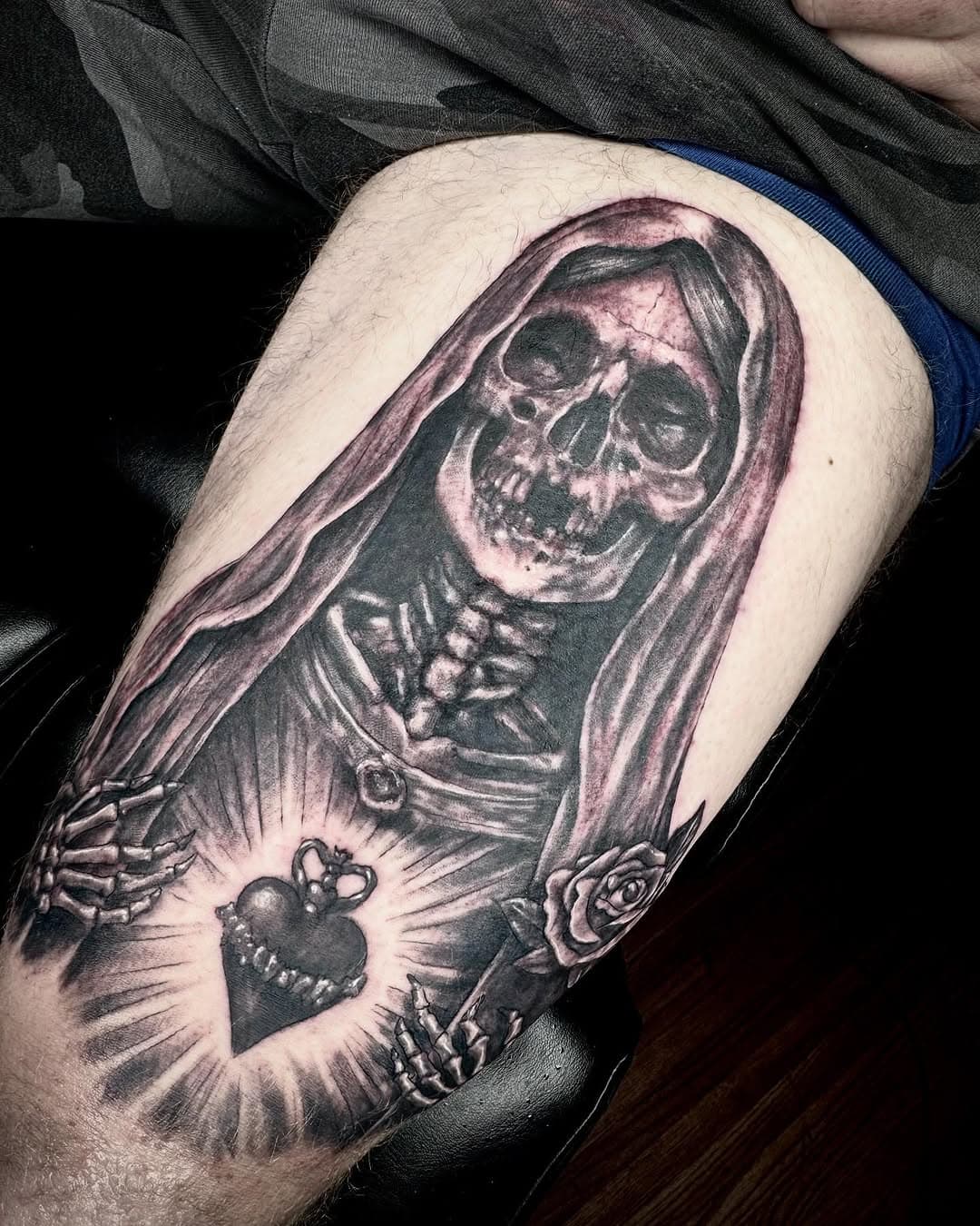 Daily Grind:  Had a blast making this skeleton Virgin Mary piece today on the homie @al_greenman … Thanks for looking! NOW BOOKING!! #dregarcia #stateofarttattoo #tucson #az #tattoo #tattoos #tattooed #tatuaje #Tatuajes #fusionink #inkeeze #hushtattooproducts #hivecaps #SOATAT2 #dynamicblack #fkirons #blackandgreytattoo #virginmarytattoo #skulltattoo