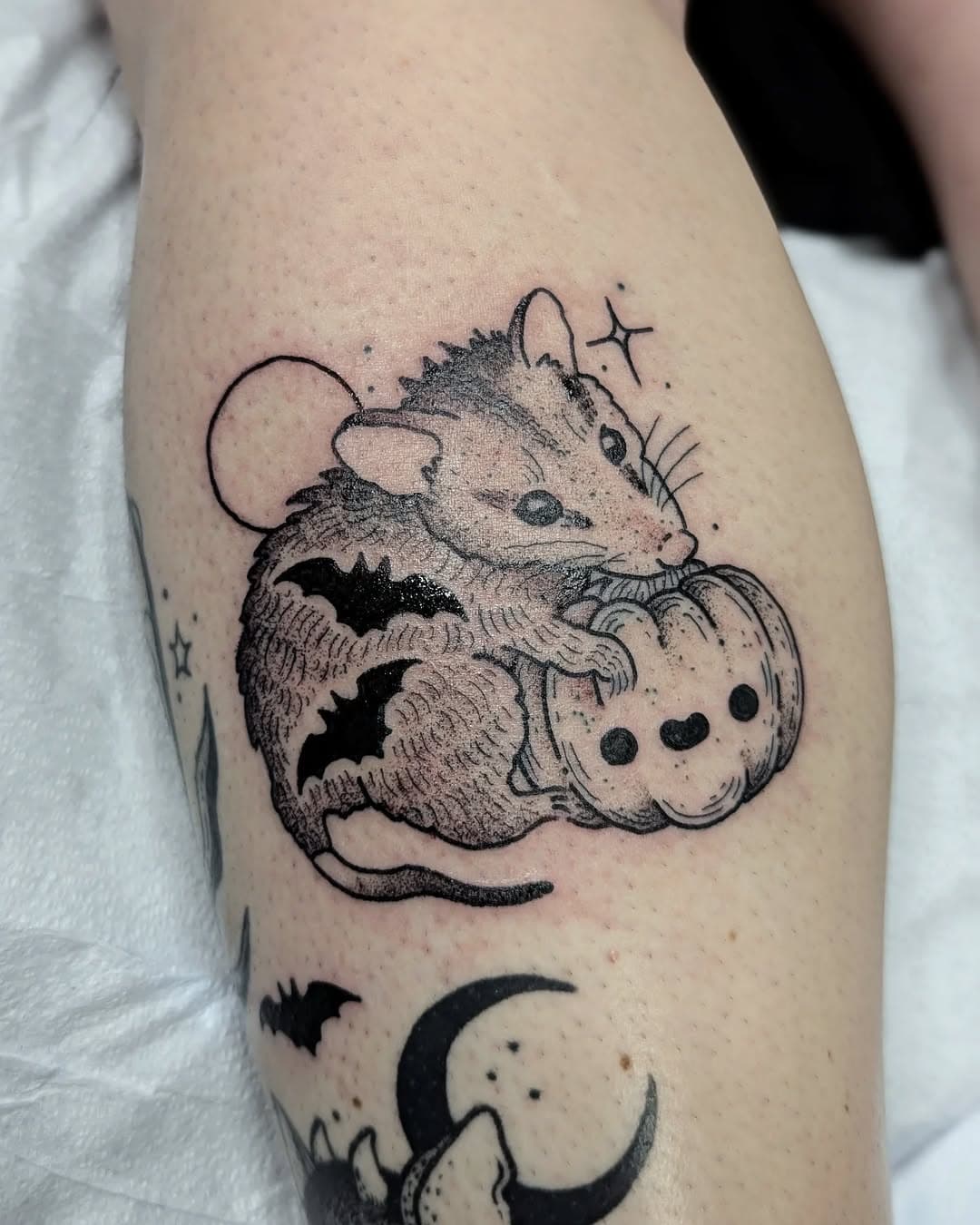 Pumpkin Possum 🎃
.
.
.
.
.
#opposumtattoo #possumtattoo #pumpkintattoo #pumpkintattoos #halloweenflash #halloweenart #halloweentattoos #animaltattoo #spookyvibes #spookytattoo #ietattooartist #inlandempire #inlandempiretattoos #temecula #temeculatattoo #murrieta #murrietatattoo #menifee #wildomar #riverside #riversidetattoo #sandiegotattooartist #sandiegotattoo #sandiegotattoos #orangecountytattoo #socaltattoo #socaltattooartist #sanmarcostattoo #escondidotattooartist #lakeelsinore