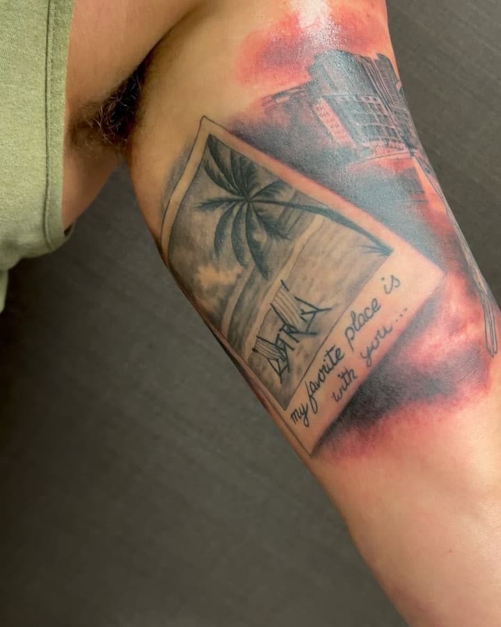 Wrapped this piece up for a client with a ton of ideas to represent his family and his home town. It was a fun challenge to get a cohesive design. Thanks for you trust Joe 🙏🏼
