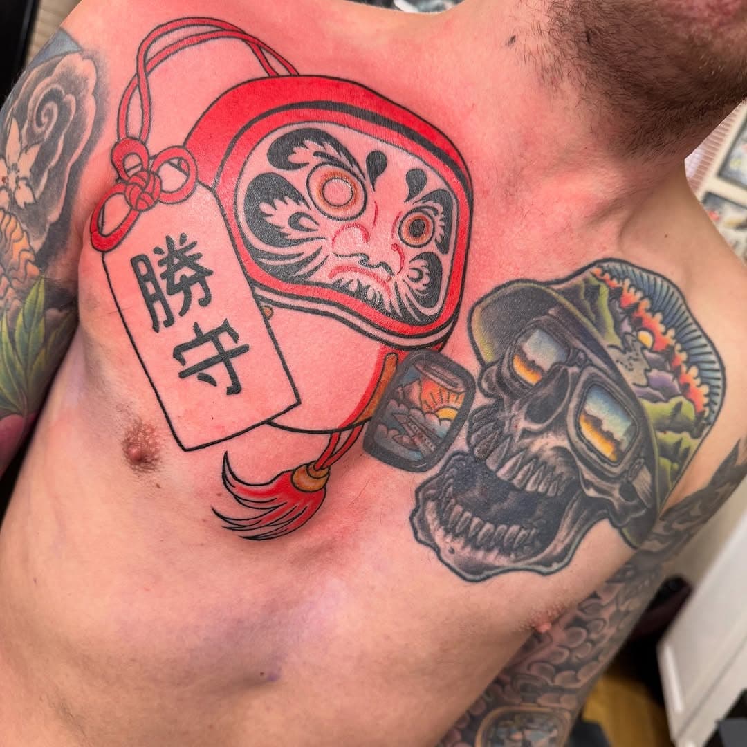 Daruma doll done by Chic! Healed skull also done by Chic, about 3-4 years healed! 

For booking inquires DM us, email us on info@sevensinstattoo.com or call the studio on 01293775385!
•
•
•
•
•
•
•
#sevensinstattoo #sevensinstattoouk #sevensinstattoohorley #sevensins #sevensinshorley #horley #surrey #horleytattoo #surreytattoo  #surreytattooartist #traditionaltattoo #japanesetattoo #traditionaljapanesetattoo #colourtraditional #colourtattoo #colortattoo #freshtattoo #healedtattoo #boldwillhold #evenwhenyoureold #darumatattoo #darumadoll #skulltattoo #traddytatties #flowcolors #flowcarts #flowcartridges #propen #paulocruzespropen