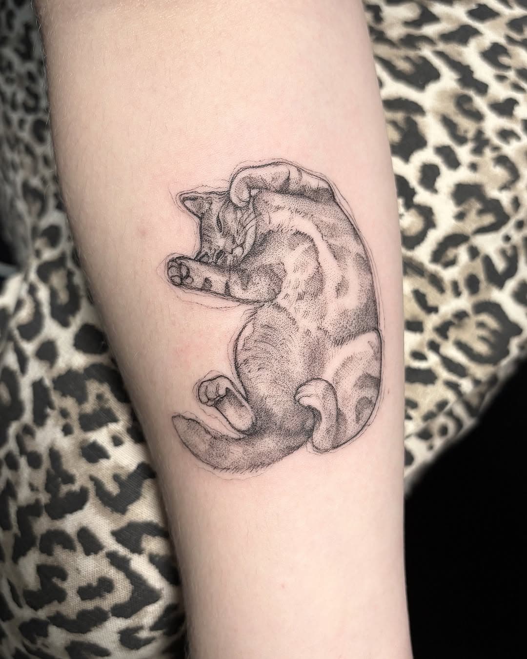 Cute little kitty I made at @brightontattoocon for Emily 💛