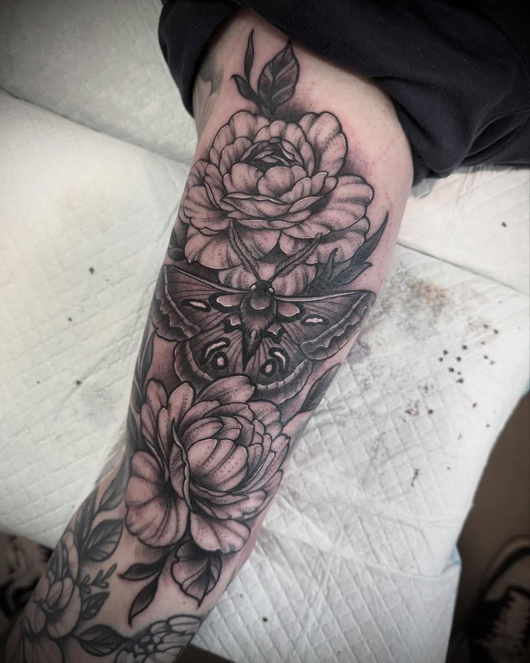 Inner bicep, thanks again Elisha! Appointments available in the coming weeks, contact me to book @southerngunstattoo