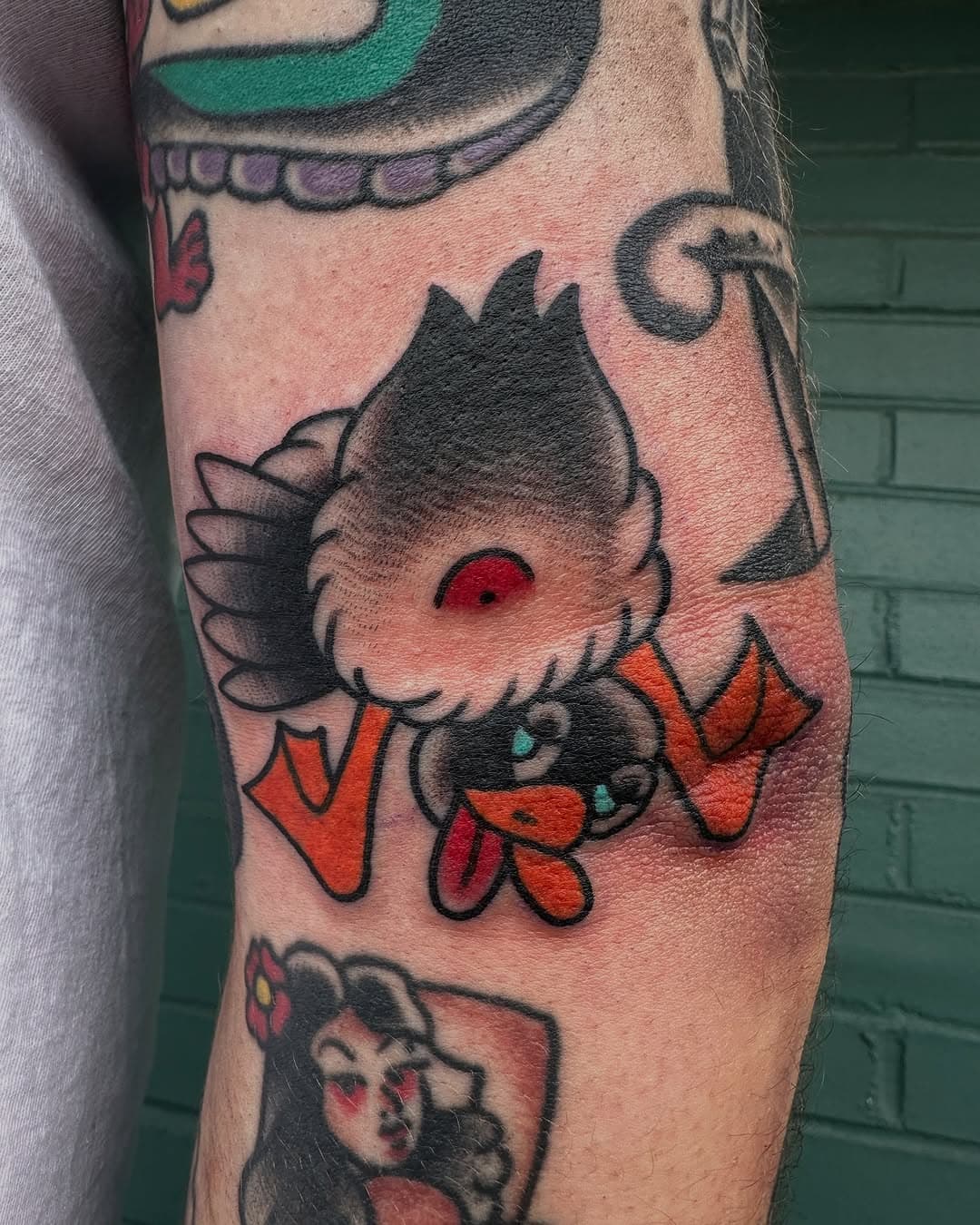 Fun duck flash tattoo for my brother, thanks Nicky! DM to book or call the shop for availability ✌️