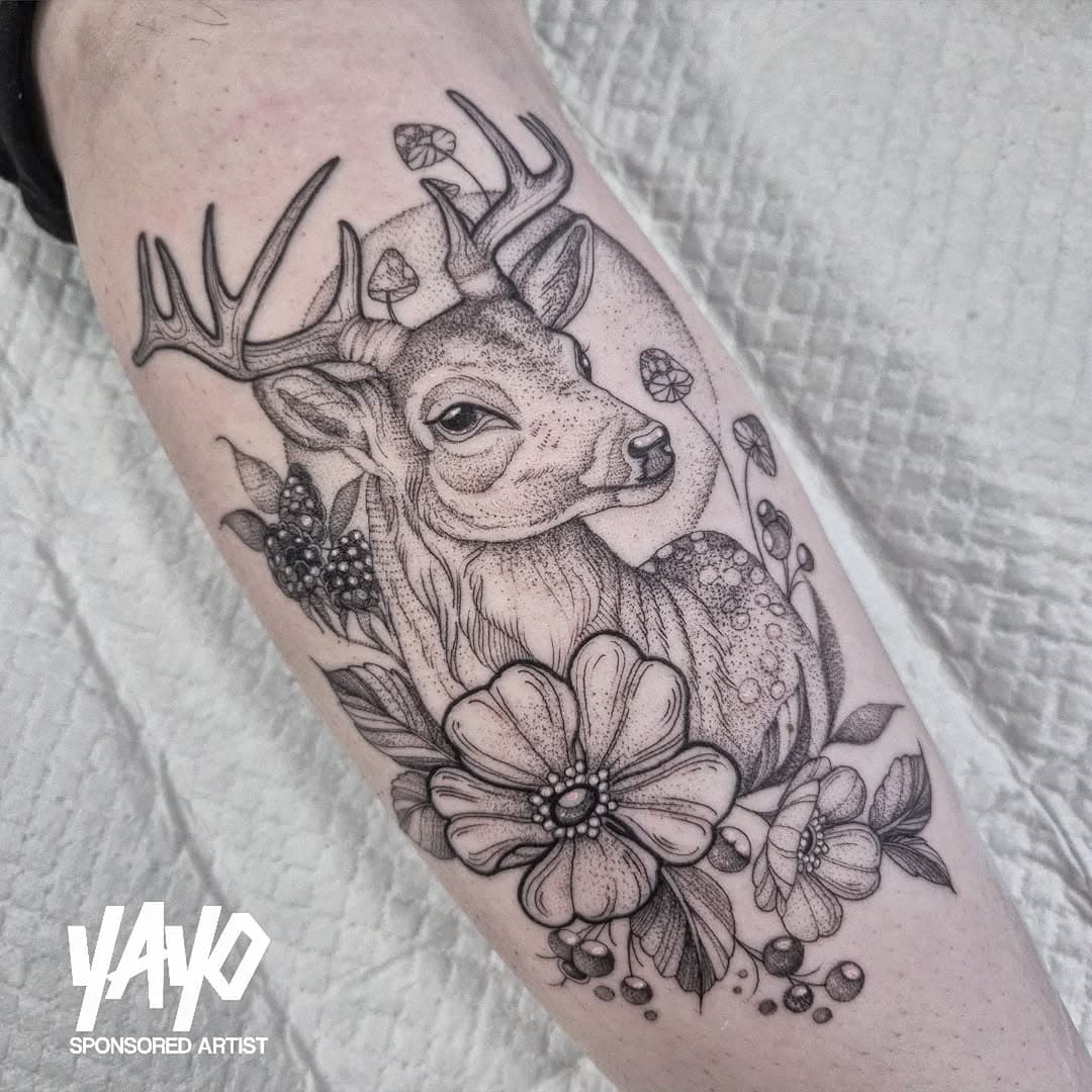 Stag for @lilybay64 ♡ thank you so much!! 
Sponsored by @yayofamilia #yayofamilia #yayosponsoredartist #uktta #stagtattoo #blackworktattoo #blackworkers #finelinefloral #finelinetattoos #uktta #uktattooartist #femaletattooartistuk #femaletattooartist #northamptonflowers #northamptontattooartist #northamptontattoo