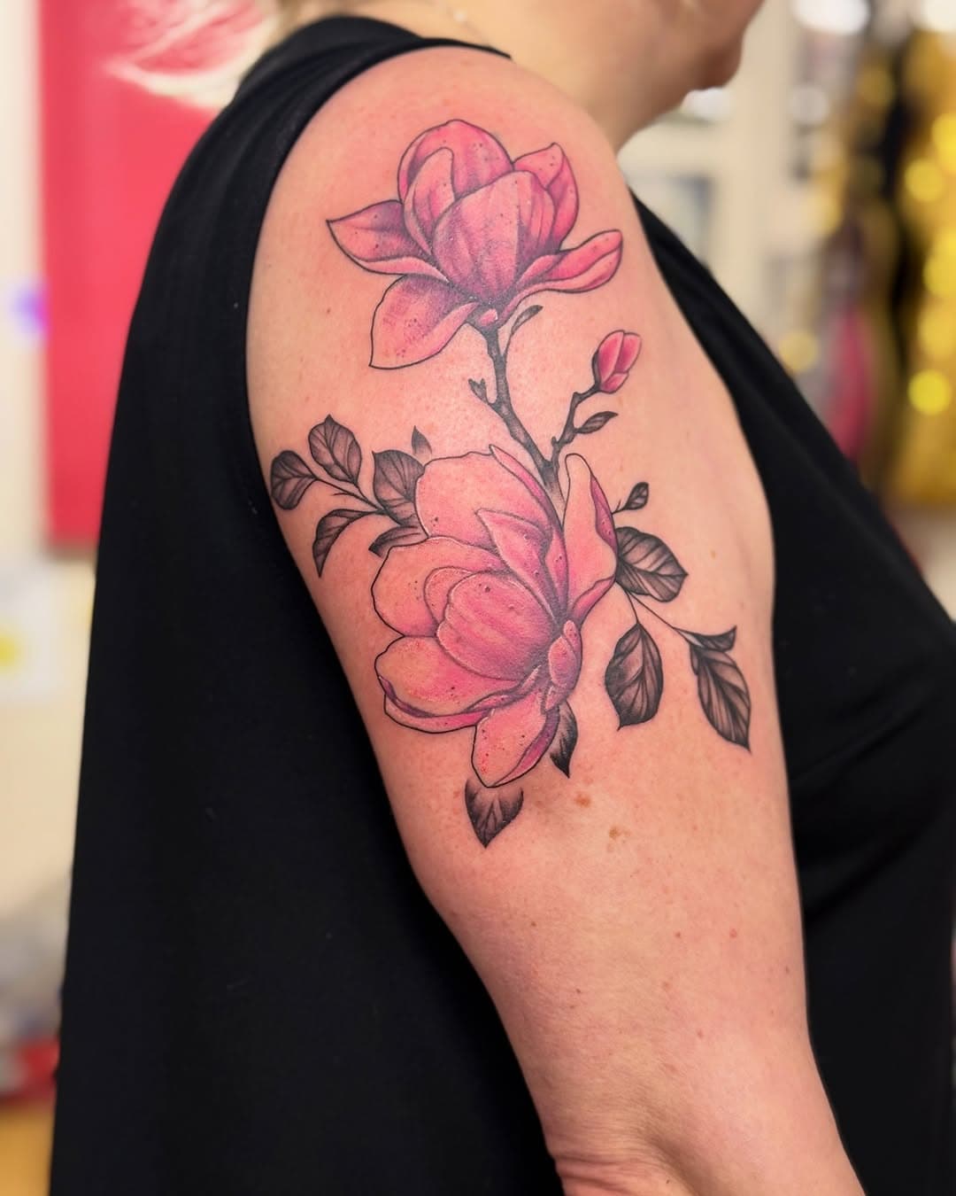 Floral coverup done by @ginger_dale_91! 

For booking inquires DM us, email us on info@sevensinstattoo.com or call the studio on 01293775385!
•
•
•
•
•
•
•
#sevensinstattoo #sevensinstattoouk #sevensinstattoohorley #sevensins #sevensinshorley #horley #surrey #horleytattoo #surreytattoo  #surreytattooartist #colourtattoo #flowertattoo #floraltattoo #coveruptattoo #colortattoo #finelinetattoo #coverup #flower #canwefixit #yeswecan #tattooideas #tattooinspiration #tattooinspo