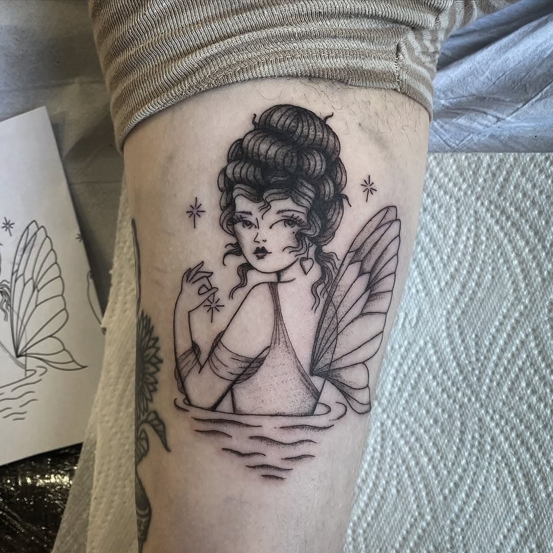 Thanks so much Mary! Always a pleasure lovely 🖤 @bloomstreettattoo 

Warahshitehousetattoo@gmail.com for bookings 🖤 

#blackworktattoo #manchestertattoo  #dotworktattoo #dotworkers