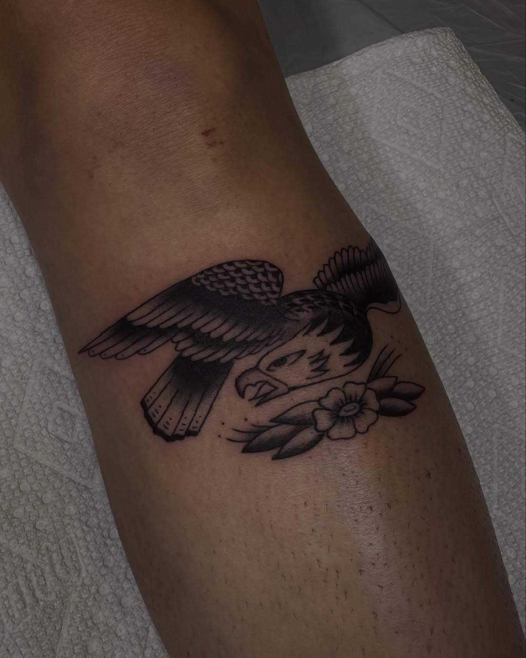 Done for Val last month ✨ thanks for looking :) 
.
.
.
.
.
.
#tattoo#tattoos#eagletattoo#classictattoo#eagle#traditionaltattoo#traditional#americantraditional#tattooflash#flashtattoo#flash#nelsontattoo#vancouvertattoo