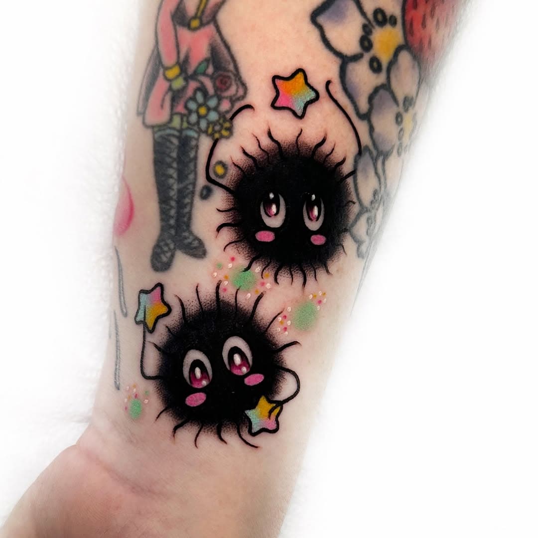 Studio Ghibli gap fillers🖤🫧 
Fun little soot sprites & Ponyo! 
@pristineink #studioghibli #animetattoos #animeink #glittertattoos #dallastattooartist #ponyo