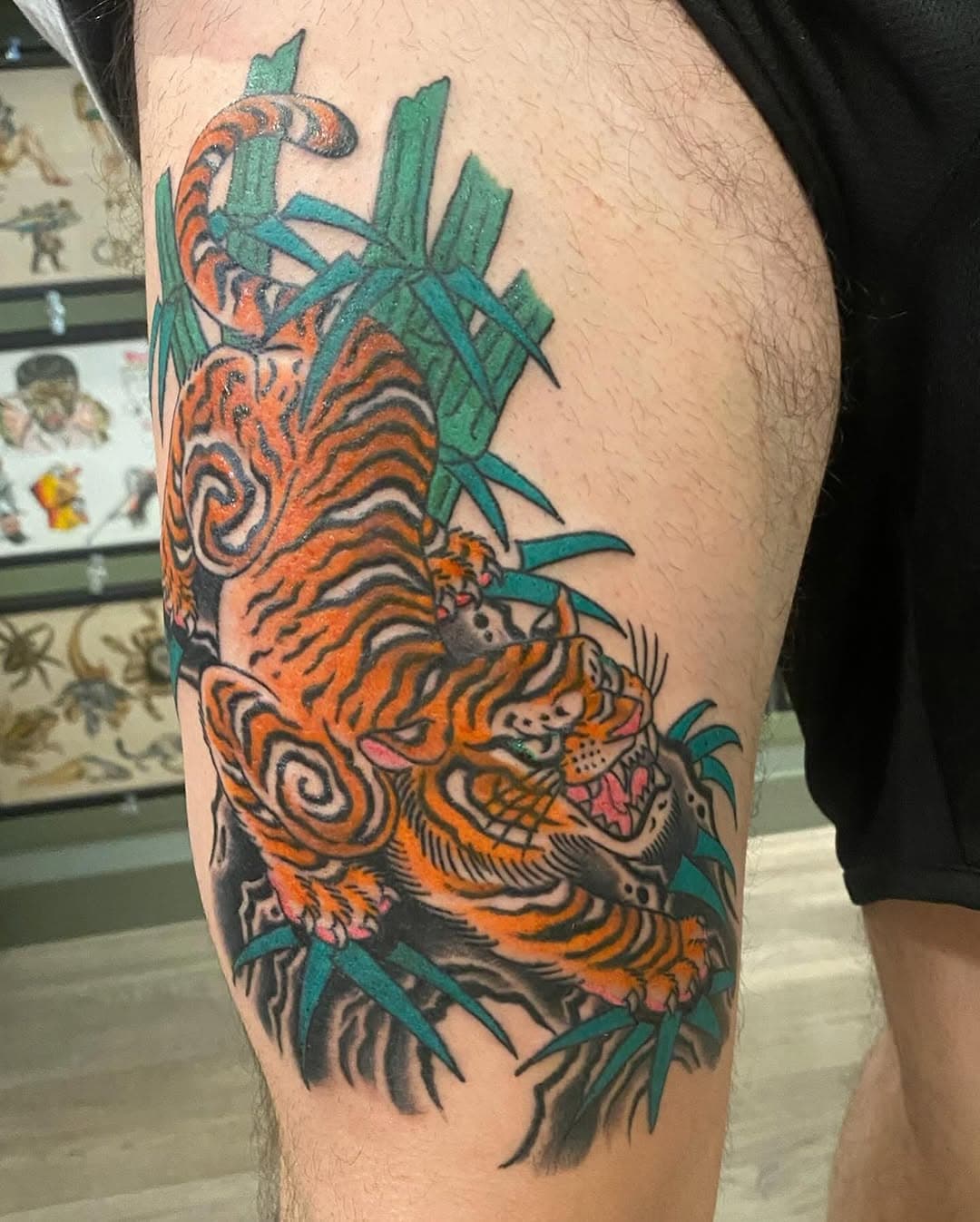 Tiger tattoo by @chipdouglastattoo 🐅🐅🐅
Chip is currently booking 🗓️ for 
March and April. 
THURS/ SAT/ SUN/ MON 
🔗 Link in bio to book