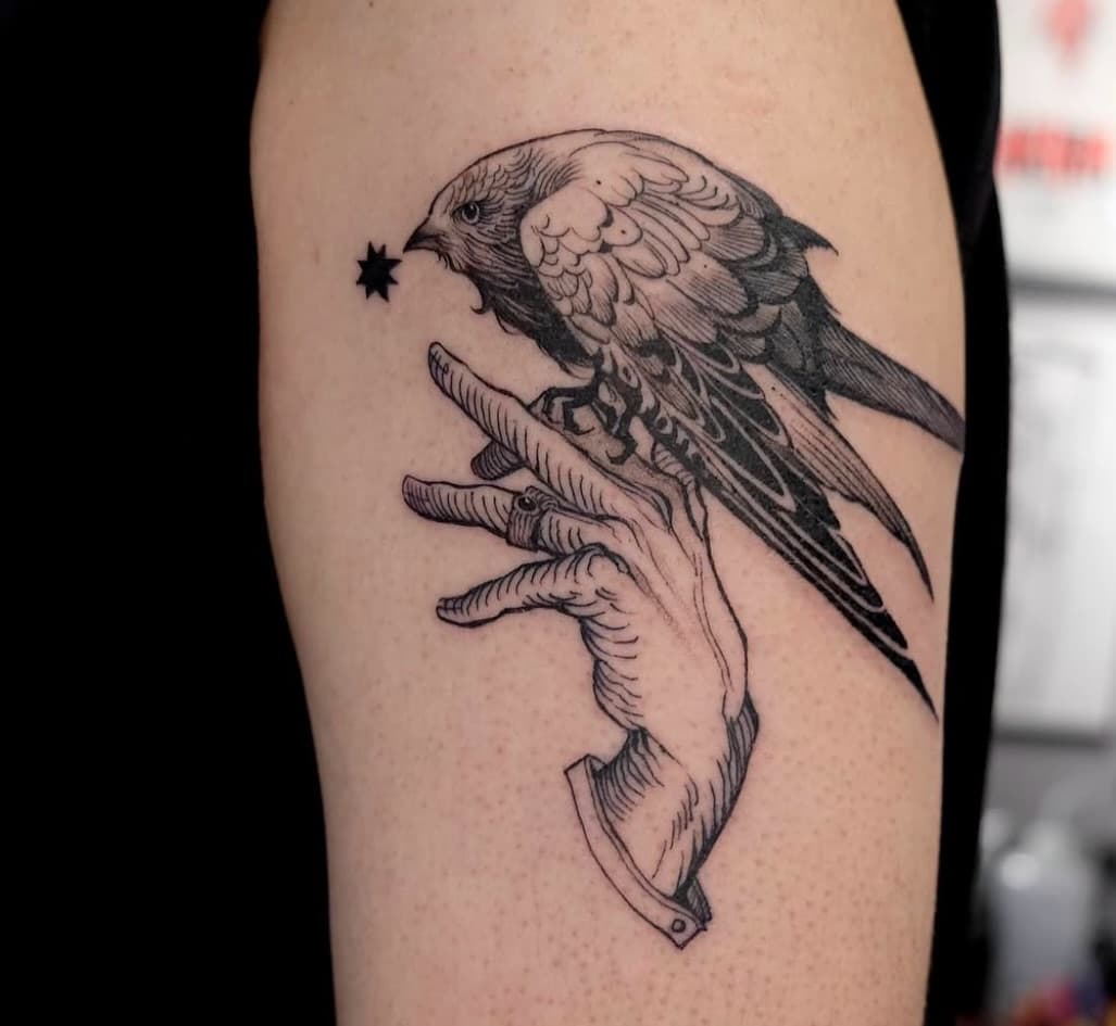 💀Falls euch das Leben zu belanglos erscheint und ihr euer Dasein mit ein wenig gravierter Vergänglichkeit aufpeppen wollt: @deer.773 aus Taiwan ist vom 30. März bis 5. April bei uns im DenkMal Tattoo Studio Augsburg.🚬
Er bringt morbide Eleganz mit, irgendwo zwischen Höllenstich und mittelalterlichem Fiebertraum. Falls ihr schon immer ein Brecht/Doré-esques Kunstwerk auf eurer Haut haben wolltet – jetzt ist die Gelegenheit, bevor wir alle irgendwann zu Staub zerfallen.
.
Ihr könnt entweder eine der Vorlagen des Künstlers wählen oder eure eigenen Entwürfe mitbringen – Hauptsache, es passt zu eurem inneren Abgrund.🦇

Lasst euch tätowieren oder bleibt blass. Eure Entscheidung.🤍

📅 Termine sind limitiert – schreibt uns.

#tattoo #tattoostudio #darkart #nihilism #gothicart #blackwork #etchingtattoo #woodcut #darktattoo #augsburg #tattoogermany #tattooinspirations #mementomori #grimart #morbidart #deathanddecay #occulttattoo #darkaesthetic #blacktattoo #mysticart