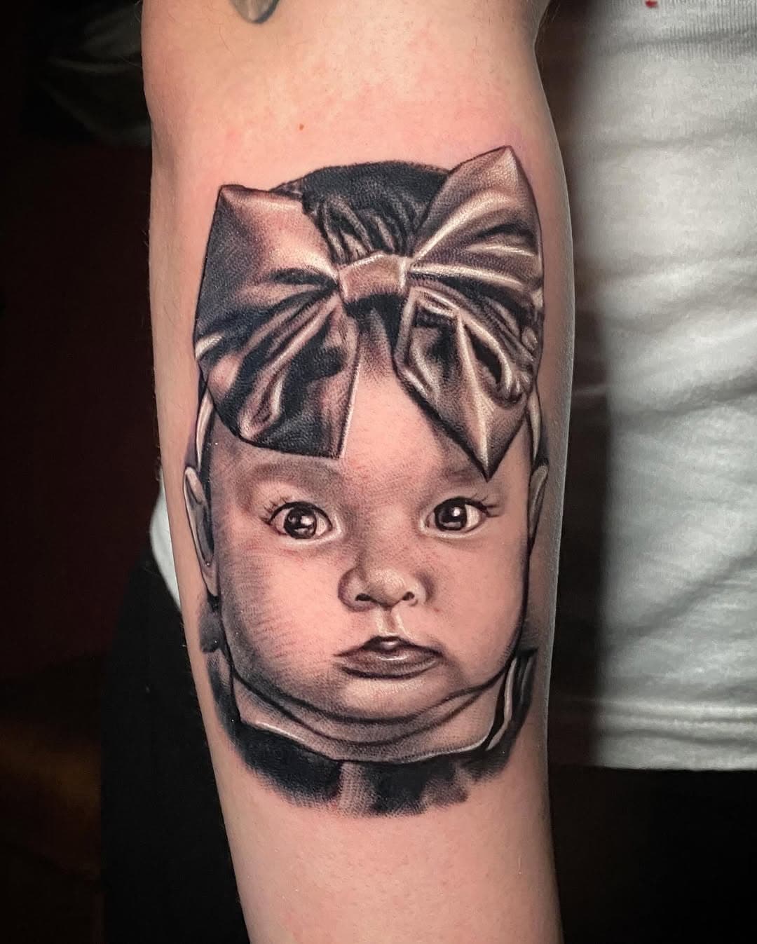 Adorable little baby portrait from yesterday!
-
-
-
-
-
#tattoo #tattoos #portrait #portraittattoo #portraitartist