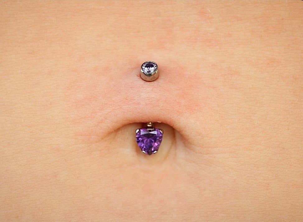 Navel piercing by @piercethevania 💜 
Vania works Wednesdays at our Cocoa Beach location,Friday and Sunday in Palm Bay. 

Walk-ins are welcome for appointments, please book from our website linked in the bio of the shop of your choice! Have any questions just give us a call! 👋🏼 

CB shop:321-799-9776
PB shop: 321-499-3356

#endlessummertattoo #endlesssummertattoopalmbay #brevardpiercer #brevardpiercings #local #palmbayroad #downtowncocoabeach #walkinwelcome